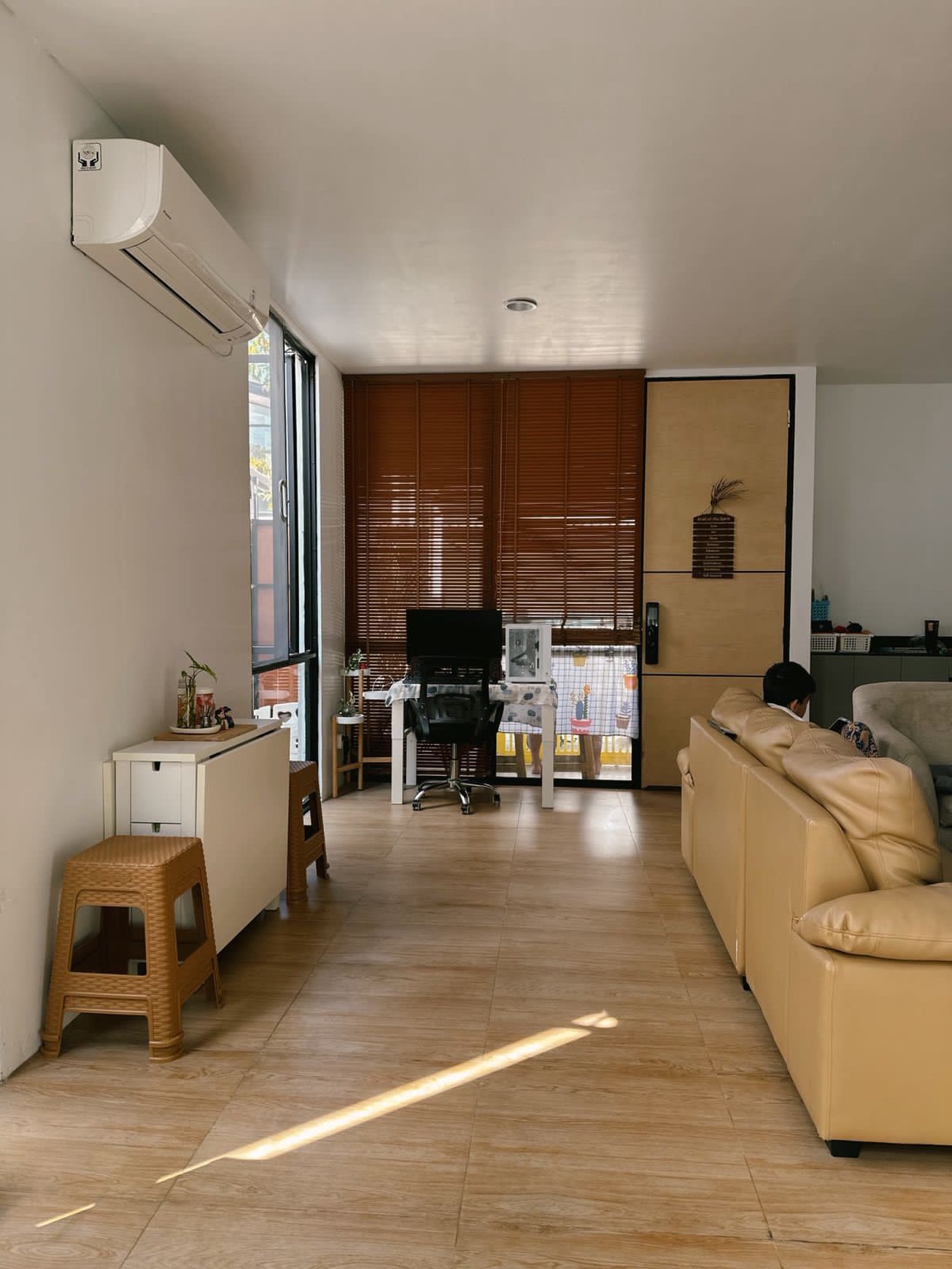 DIjual rumah minimalis modern di Cendana Parc Lippo Karawaci Tangerang