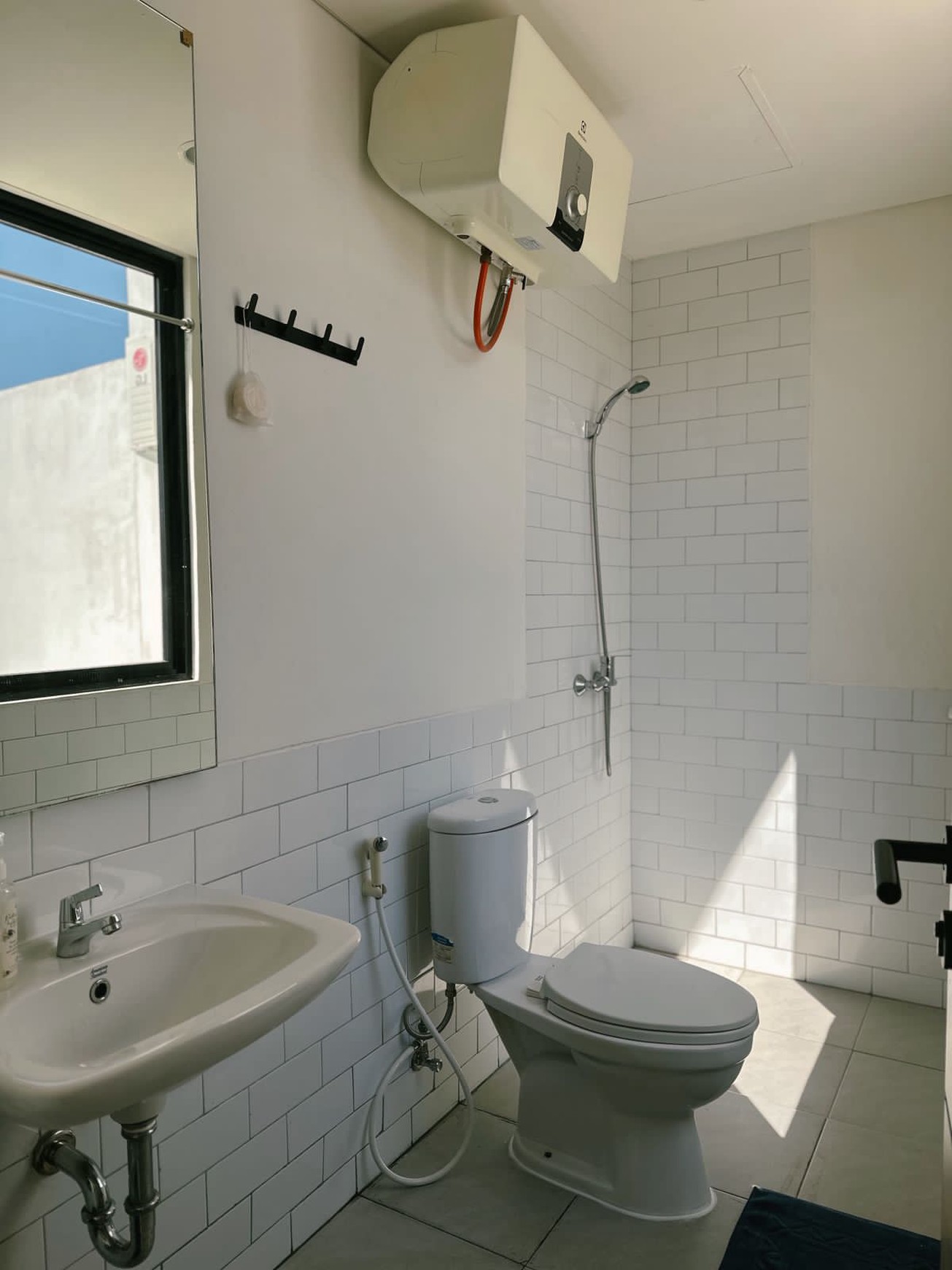 DIjual rumah minimalis modern di Cendana Parc Lippo Karawaci Tangerang