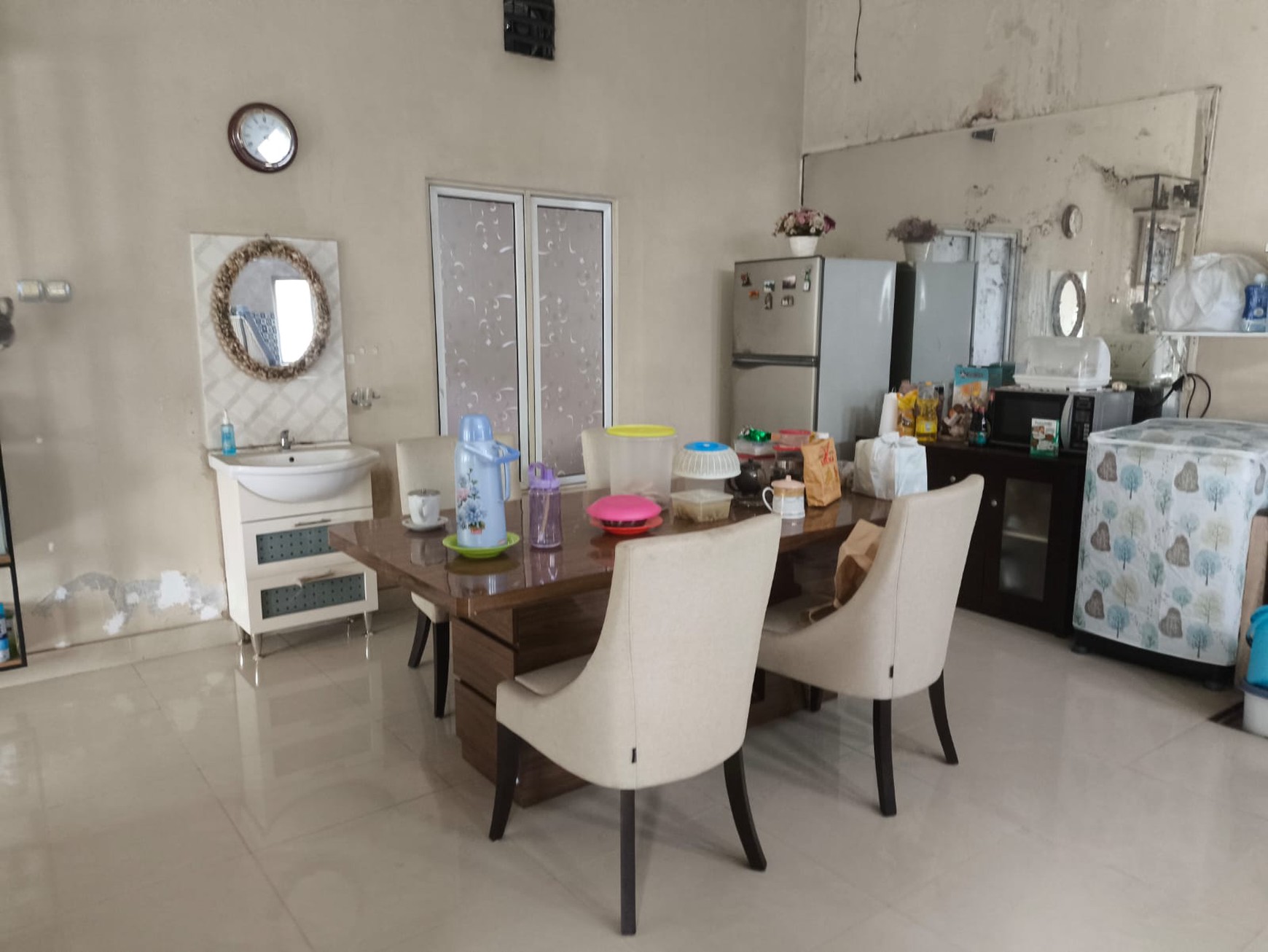 DIjual Rumah di Grande karawaci, Binong, Tangerang