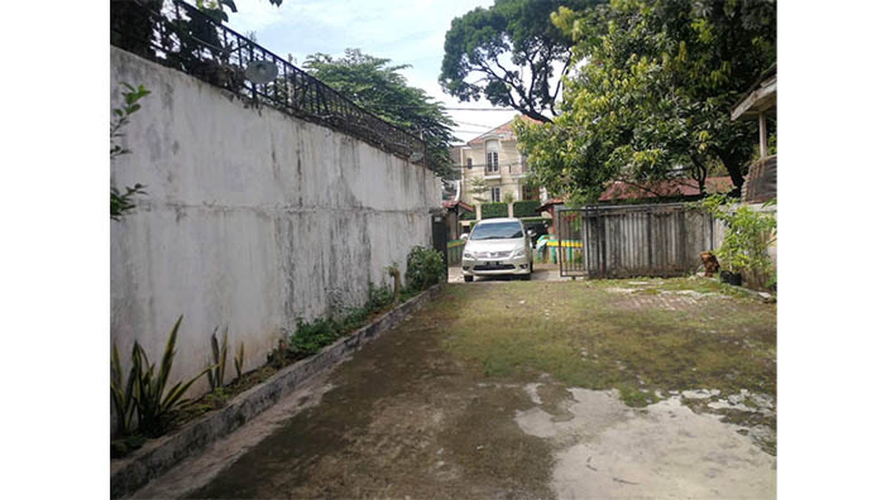 Rumah Jl Surabaya, Menteng