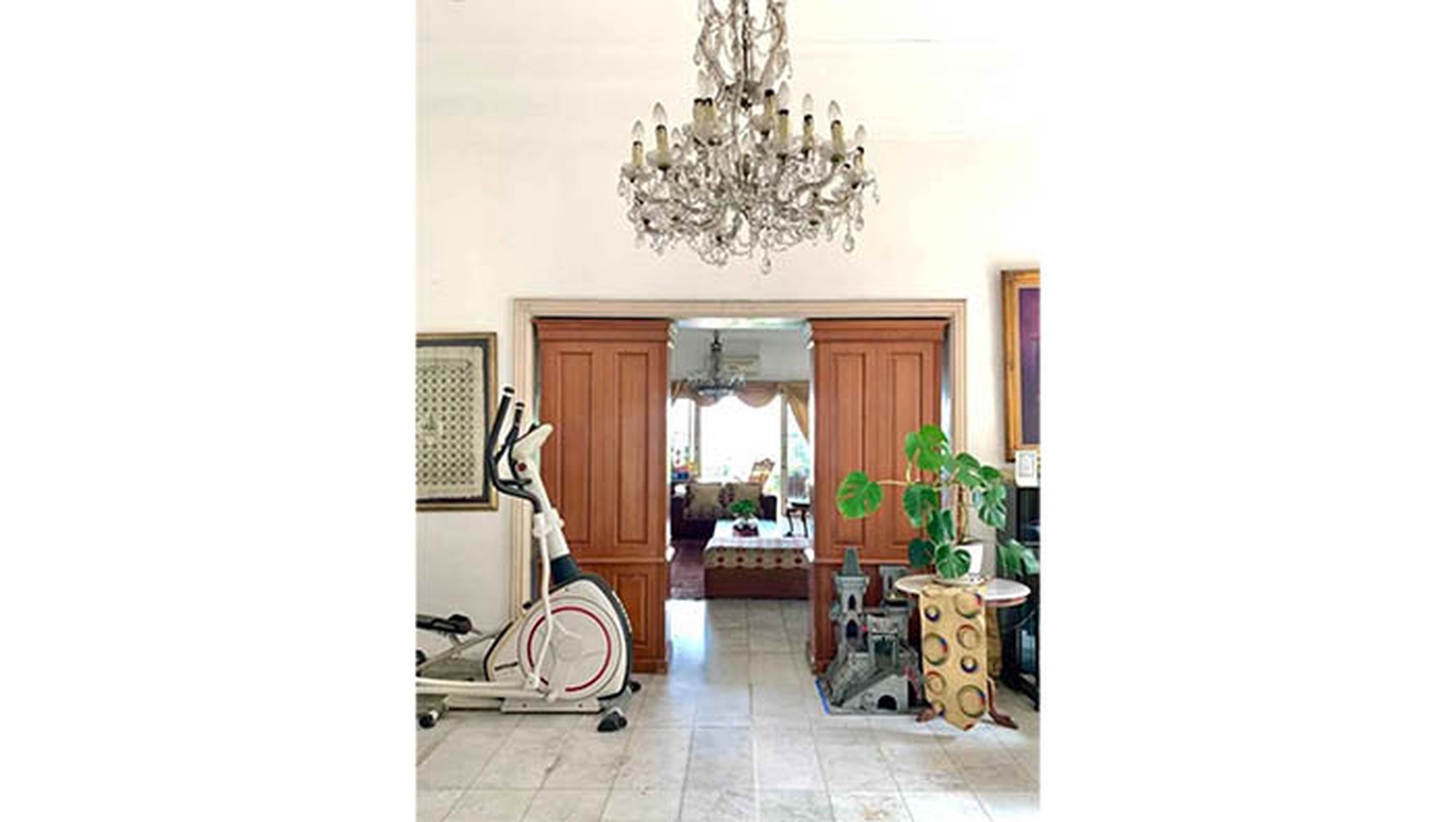 Rumah Jl Latuharhary, Menteng