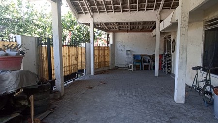 Disewakan Rumah di Jl Ketintang Selatan Surabaya