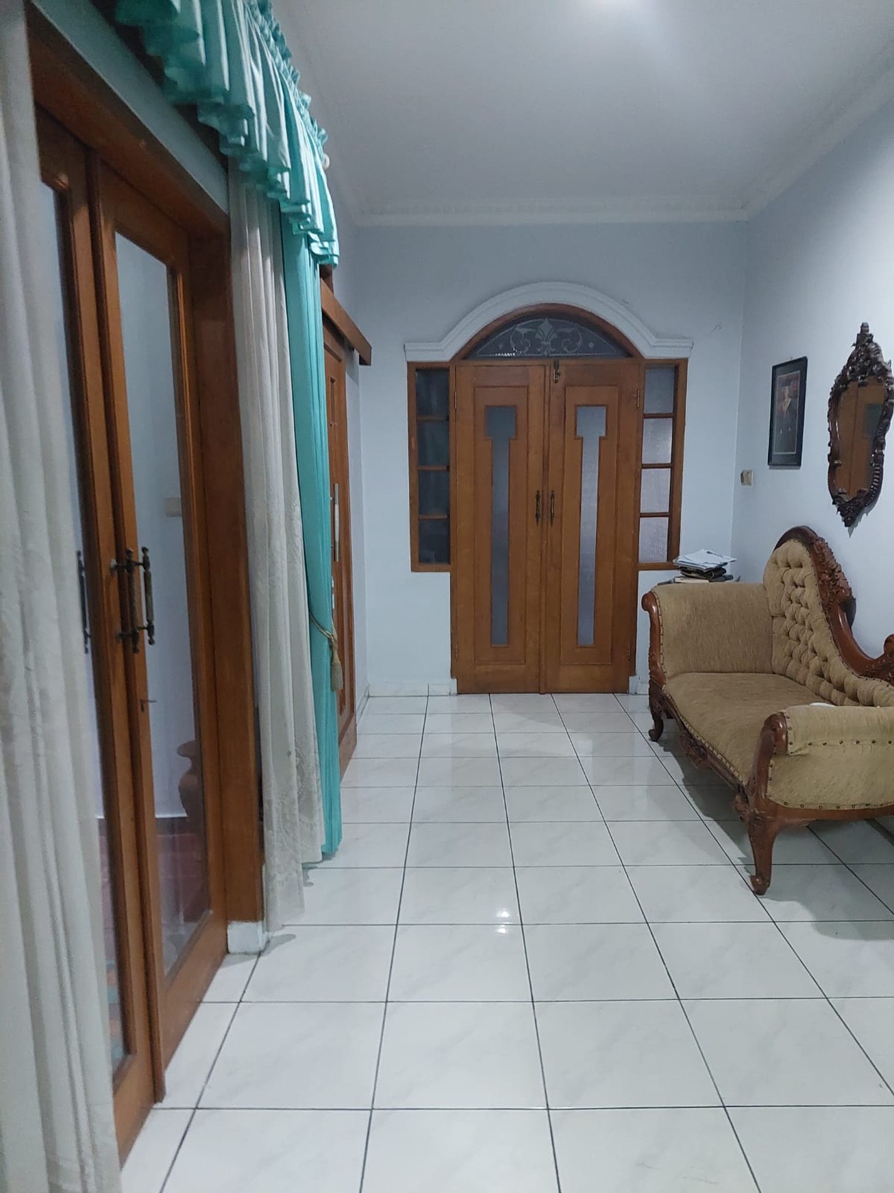 JUAL RUMAH 2 LANTAI NYAMAN DIKOTA BANDUNG LOKASI STRATEGIS