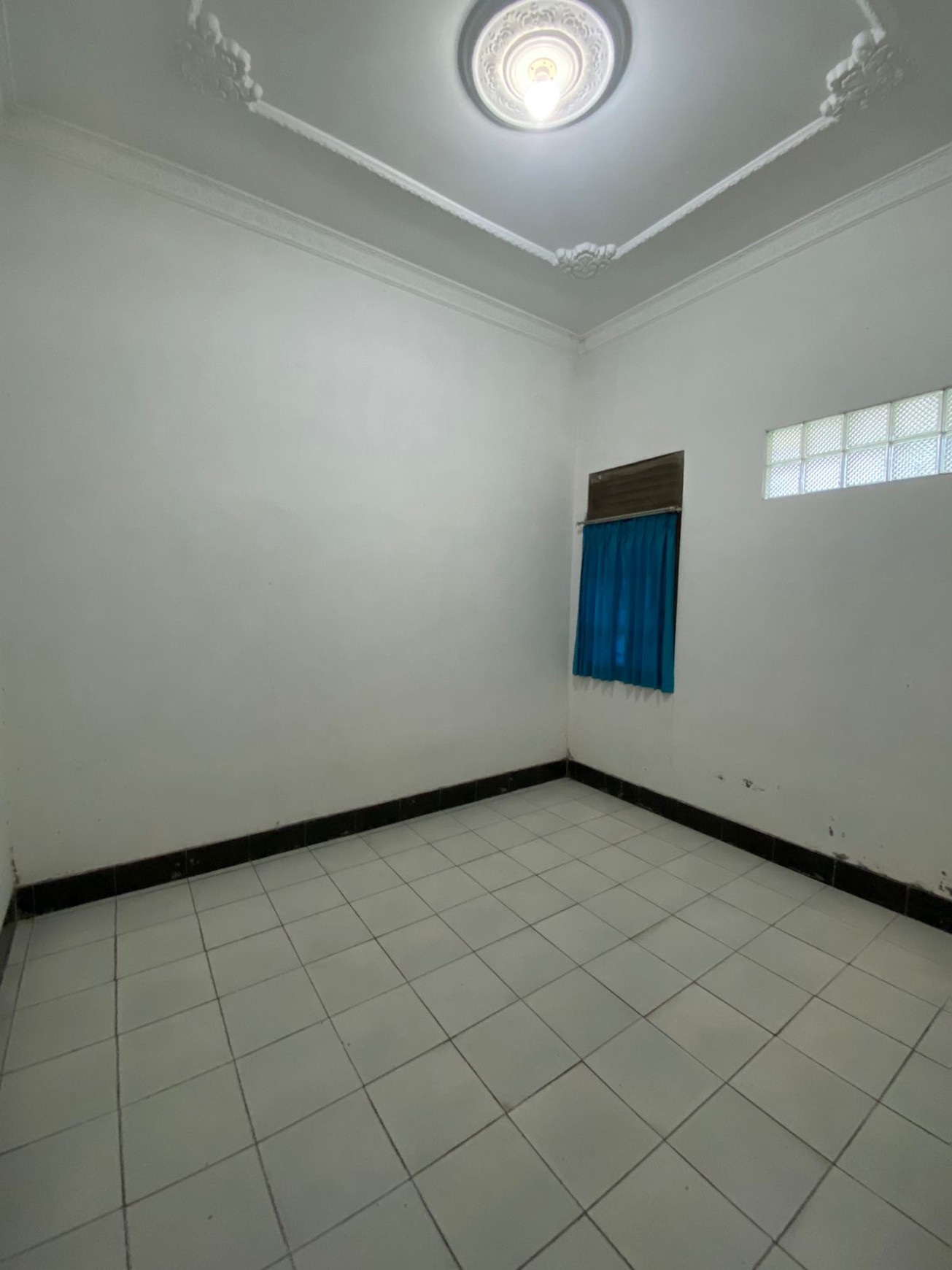 Rumah Tinggal Klasik Lokasi Dekat Pasar Kolombo Condongcatur Depok Sleman