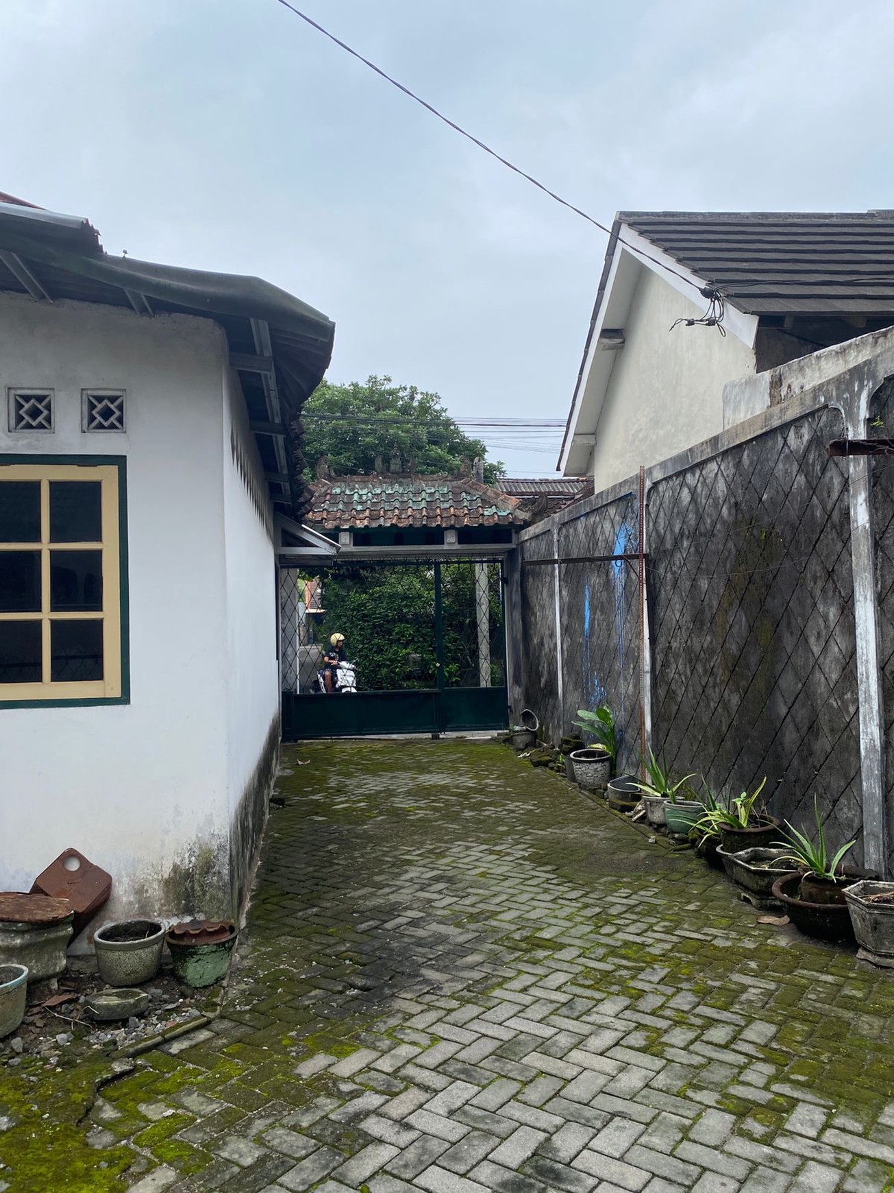 Rumah Tinggal Klasik Lokasi Dekat Pasar Kolombo Condongcatur Depok Sleman