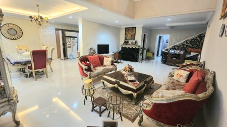 Rumah Raffles Hills, Cibubur