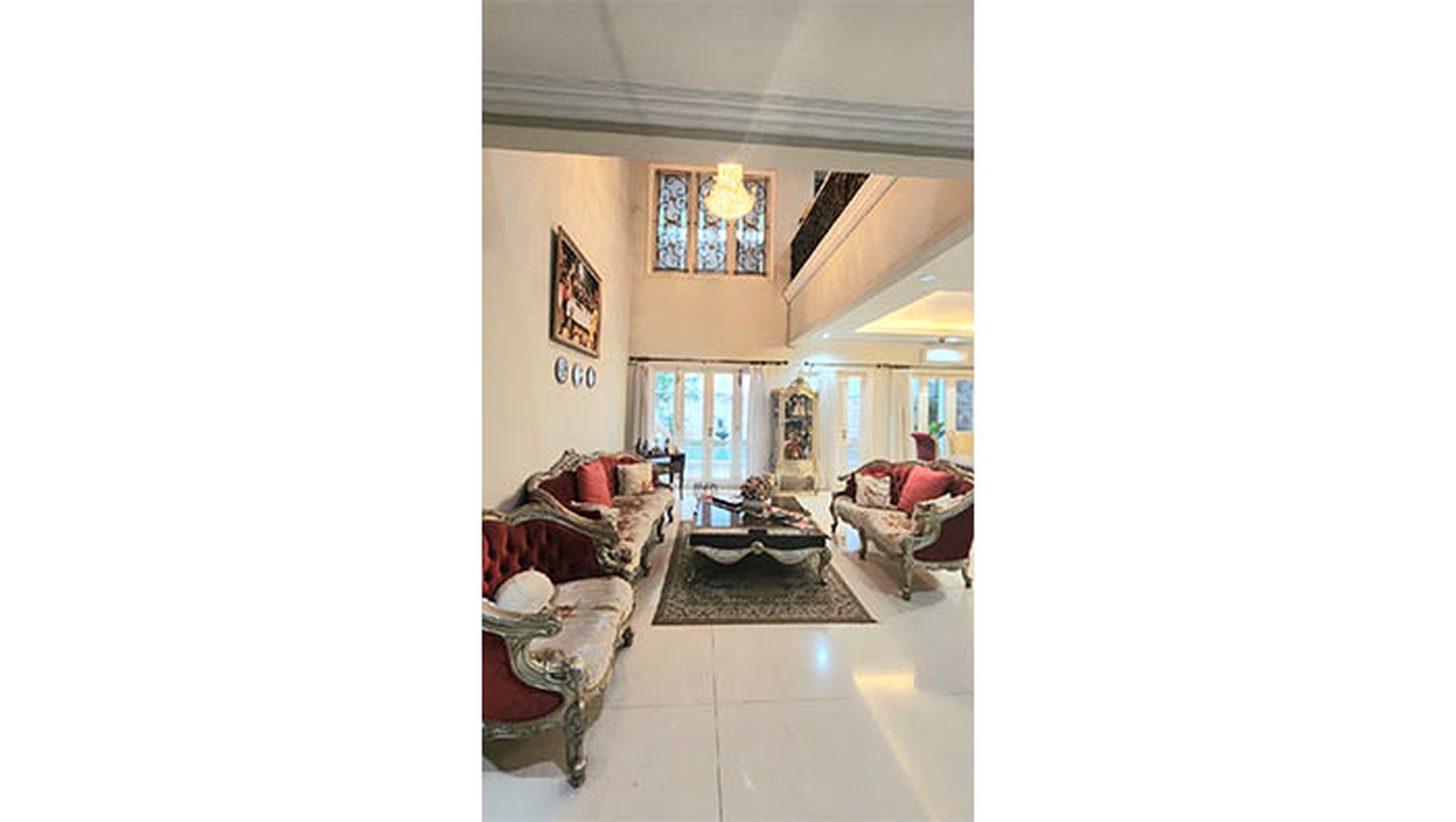 Rumah Raffles Hills, Cibubur