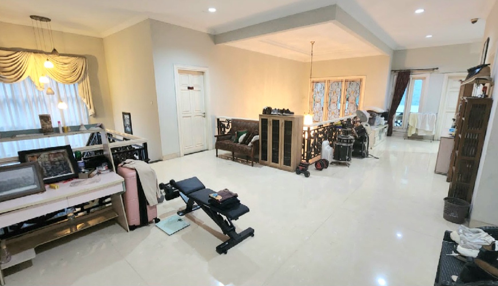 Rumah Raffles Hills, Cibubur