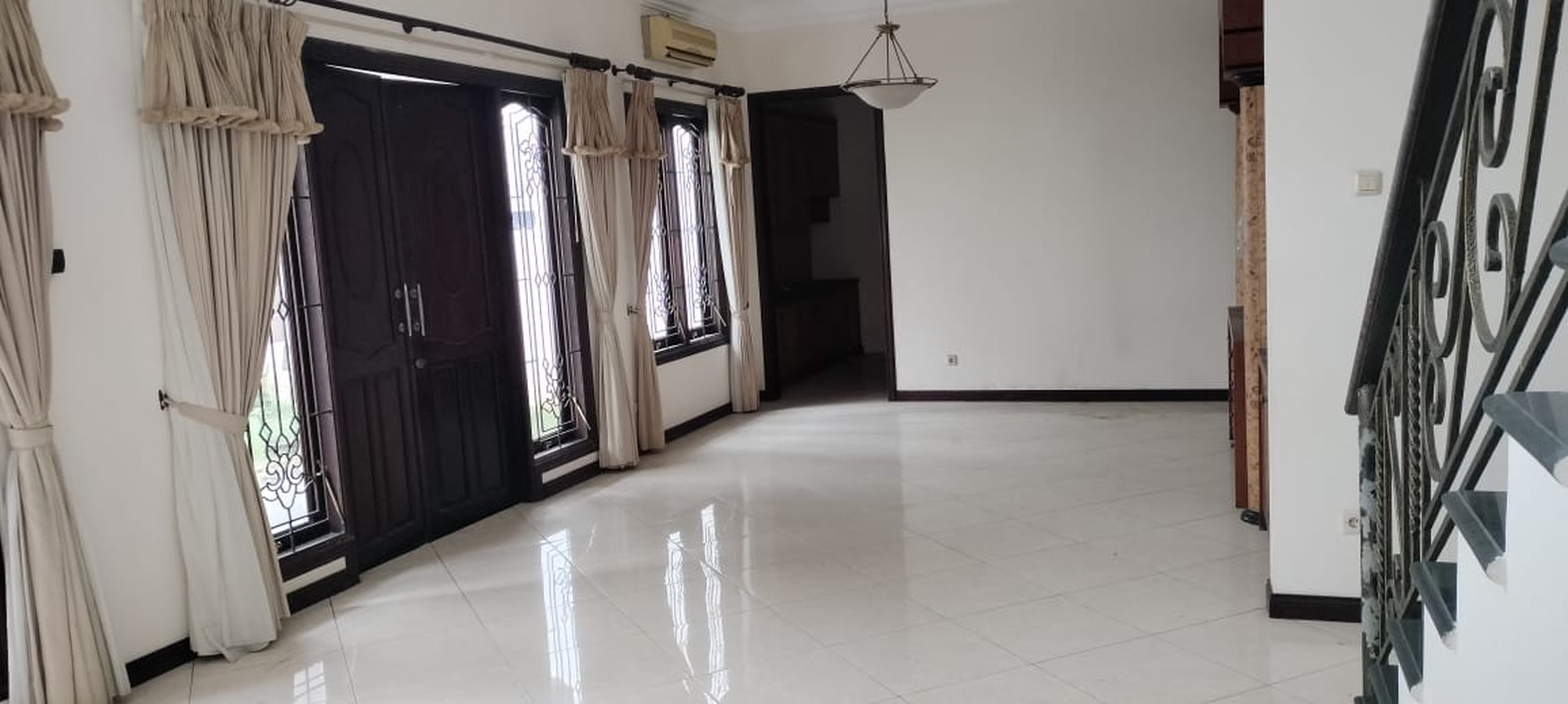 WL Rumah Murah siap huni di Citraland utama Puri sentra raya dekat gwalk 