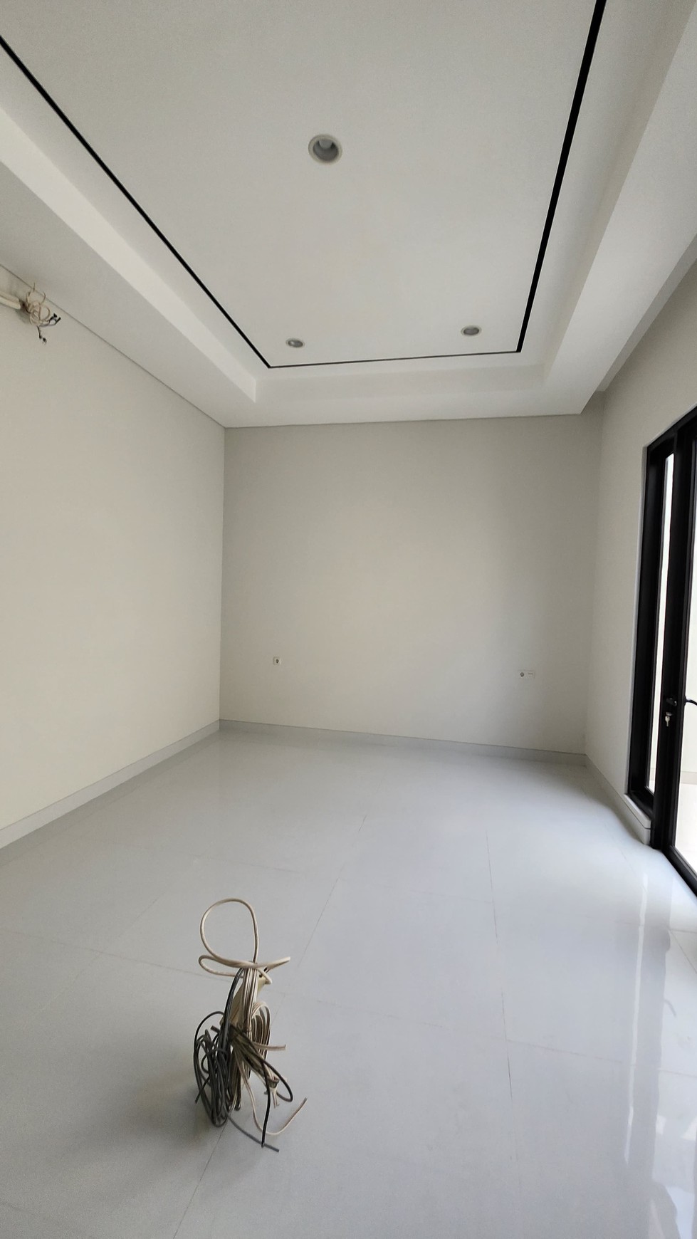 Dijual Rumah Baru Darmo Permai Selatan Surabaya dekat Citraland, Pakuwon Mall, HR.Muhammad, Madame Chang