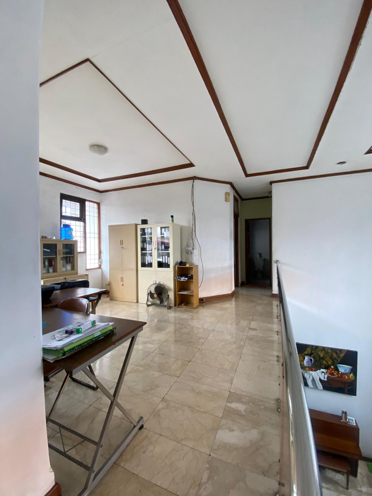 Rumah Mewah Jati Padang - Carport Luas, Lokasi Strategis Dekat Tol dan Mal