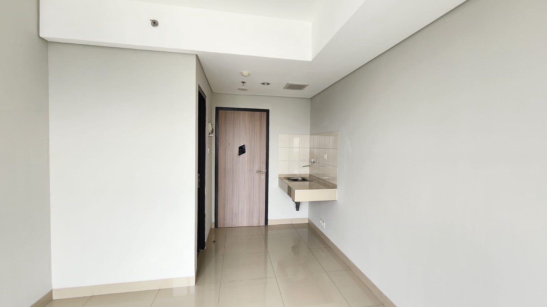 APARTEMENT MINIMALIS DI MONROE JABABEKA