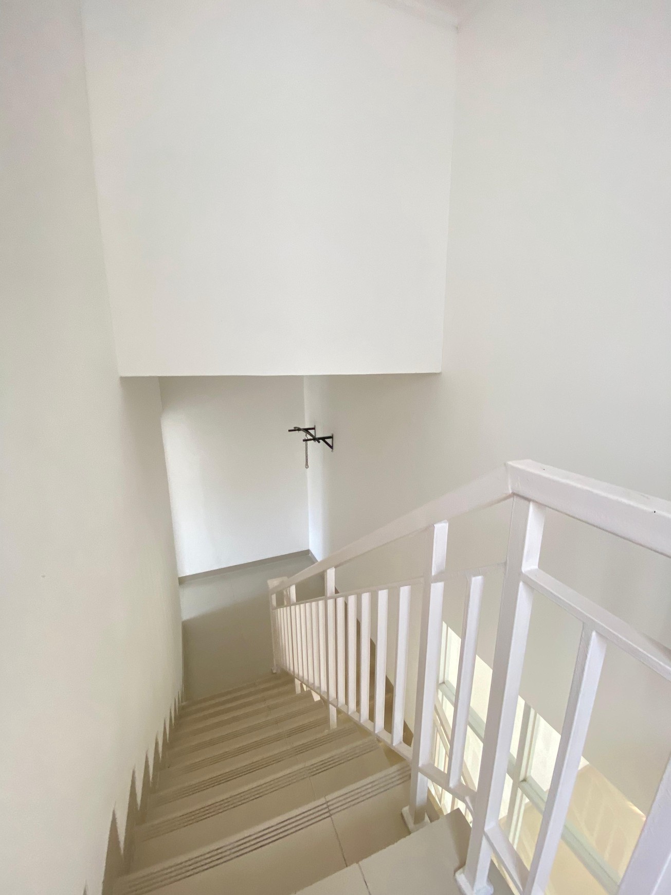 Rumah Tropical Minimalis Cinere Ada Club House Dan Pool