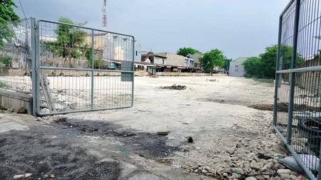 Tanah 0 Jalan Raya Dengan Akses Strategis Dekat Raya JemurSari