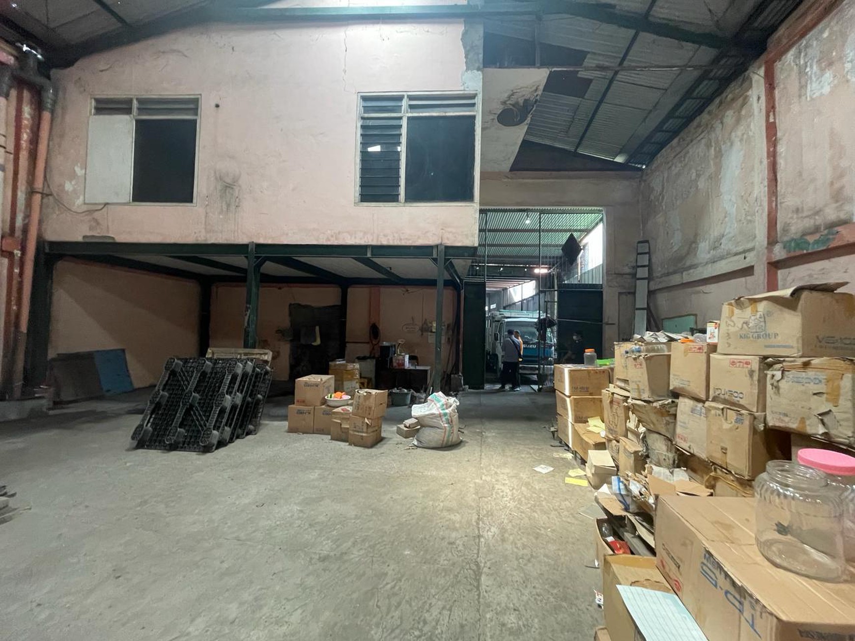 Gudang 0 Jalan Raya Dekat Dengan Rungkut Industri