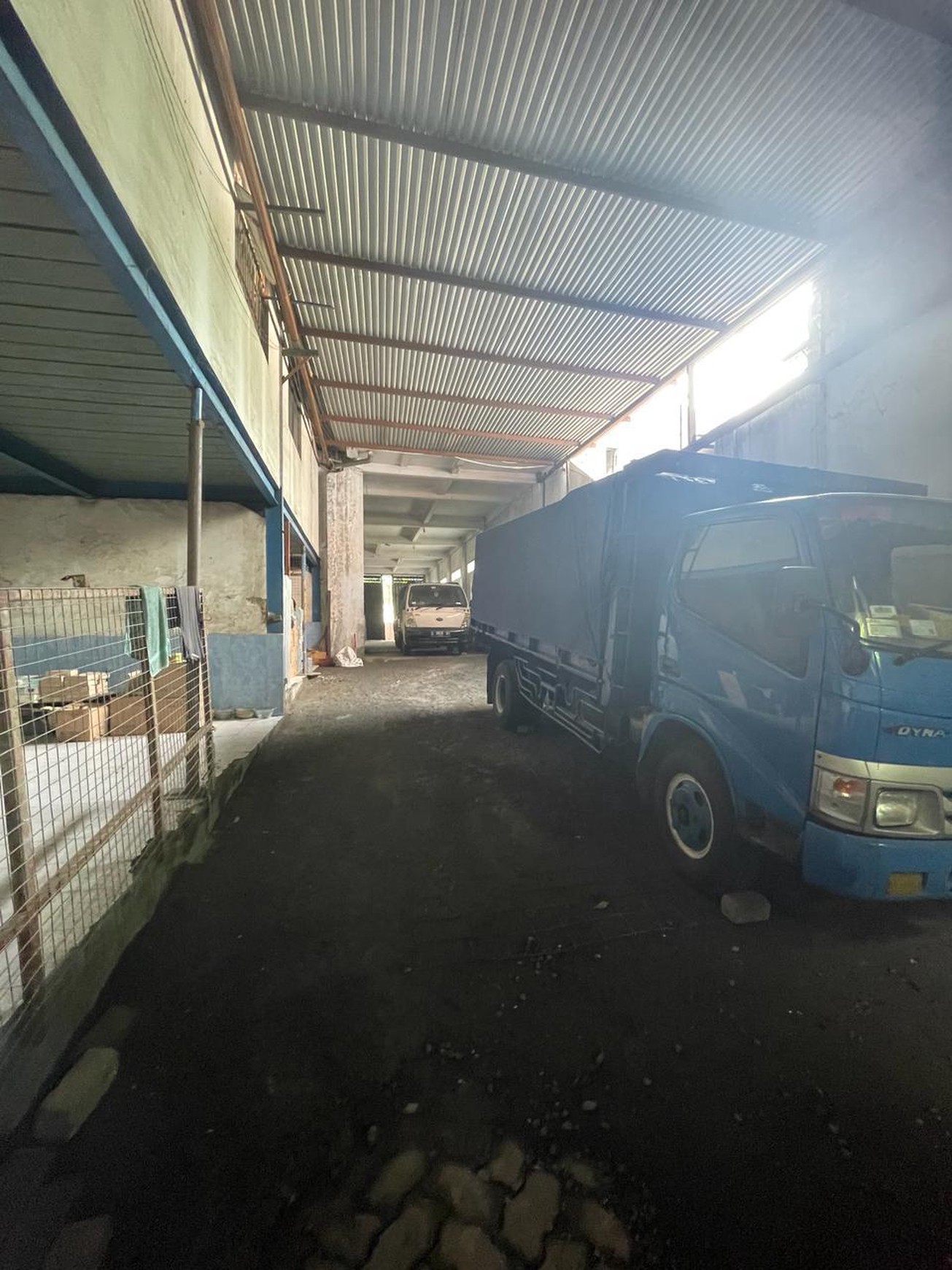 Gudang 0 Jalan Raya Dekat Dengan Rungkut Industri