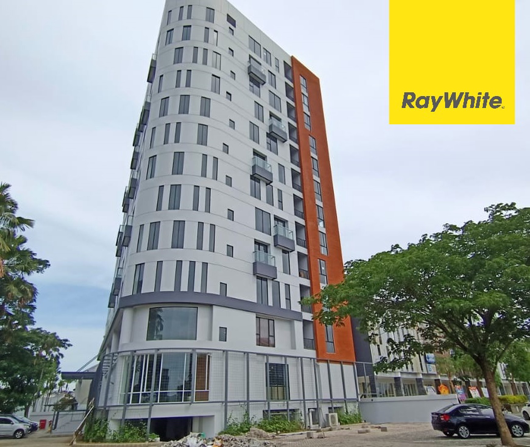 Dijual Kantor Siap Pakai Di Royal 55 Surabaya