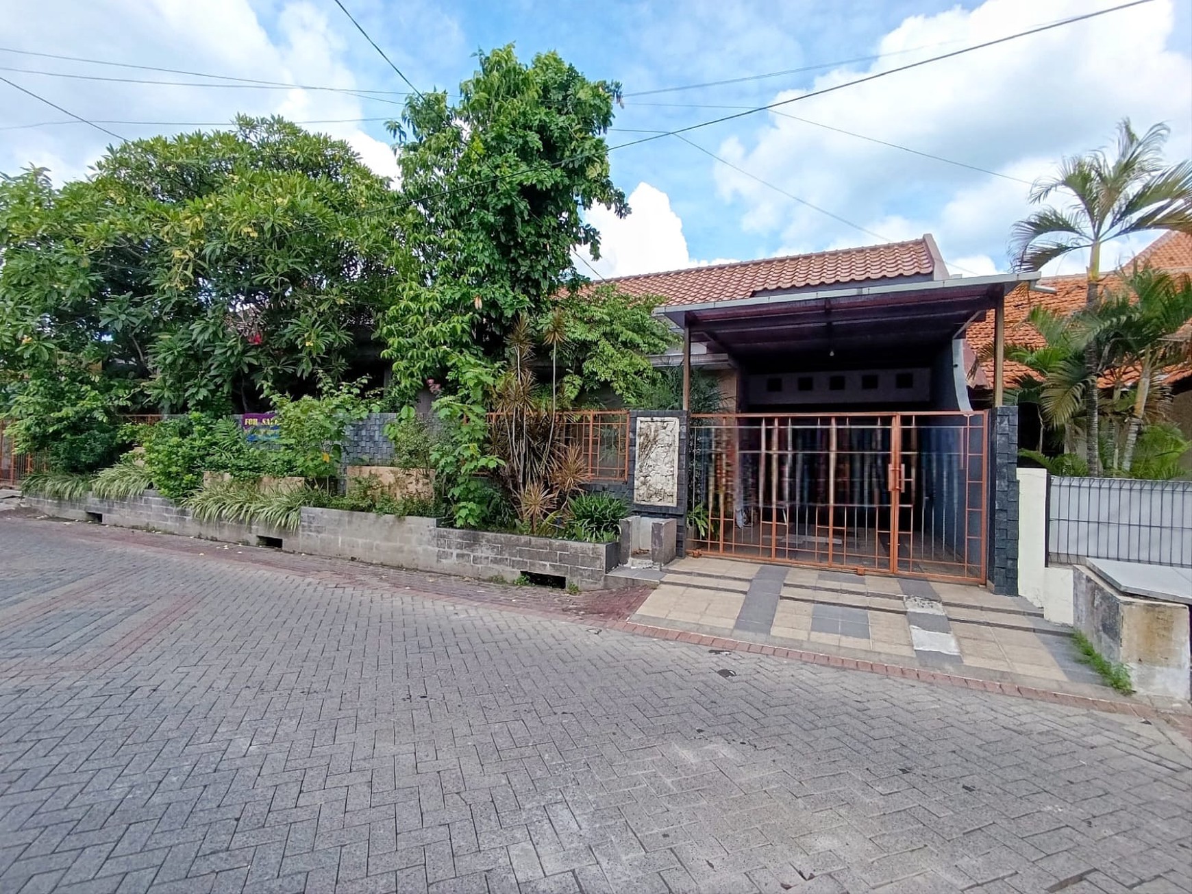 JUAL RUMAH MURAH DI PANDUGO SURABAYA - LUAS 402 M²