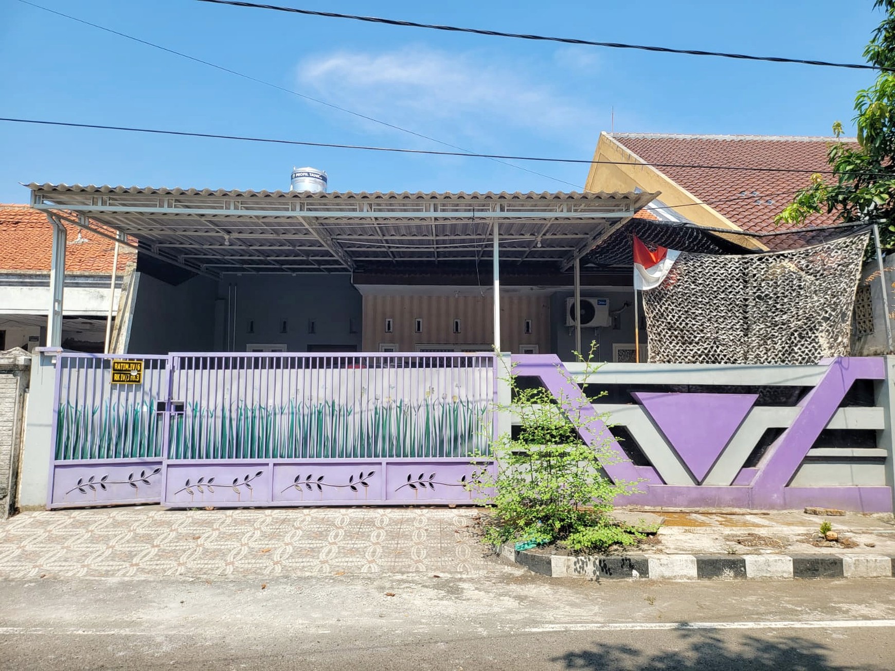 Rumah Luas dan Nyaman di Rungkut Asri, Surabaya Timur - 7 Kamar Tidur