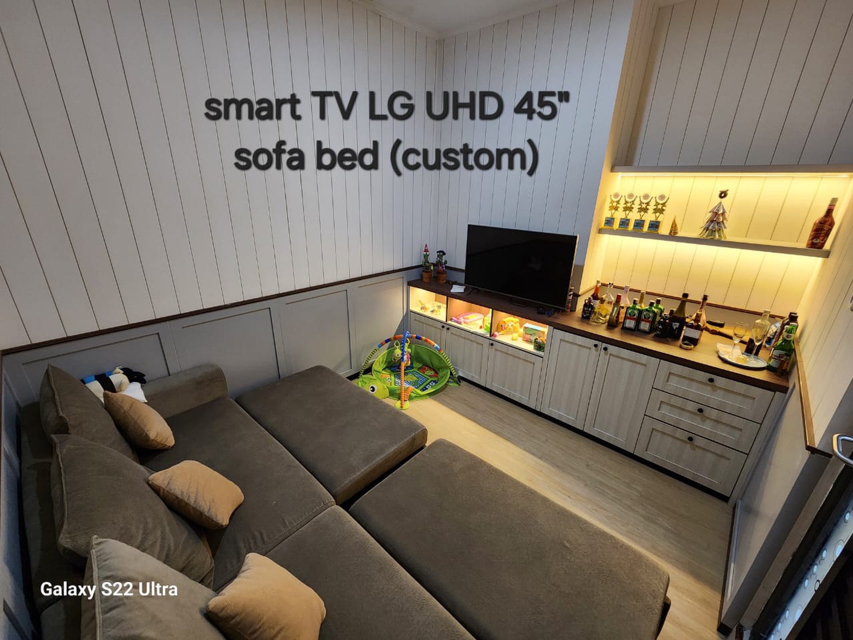 Dijual Rumah Mewah Fully Furnished Dekat Sport Club, Pondok Candra Sidoarjo - SHM, Luas 162/168 m²