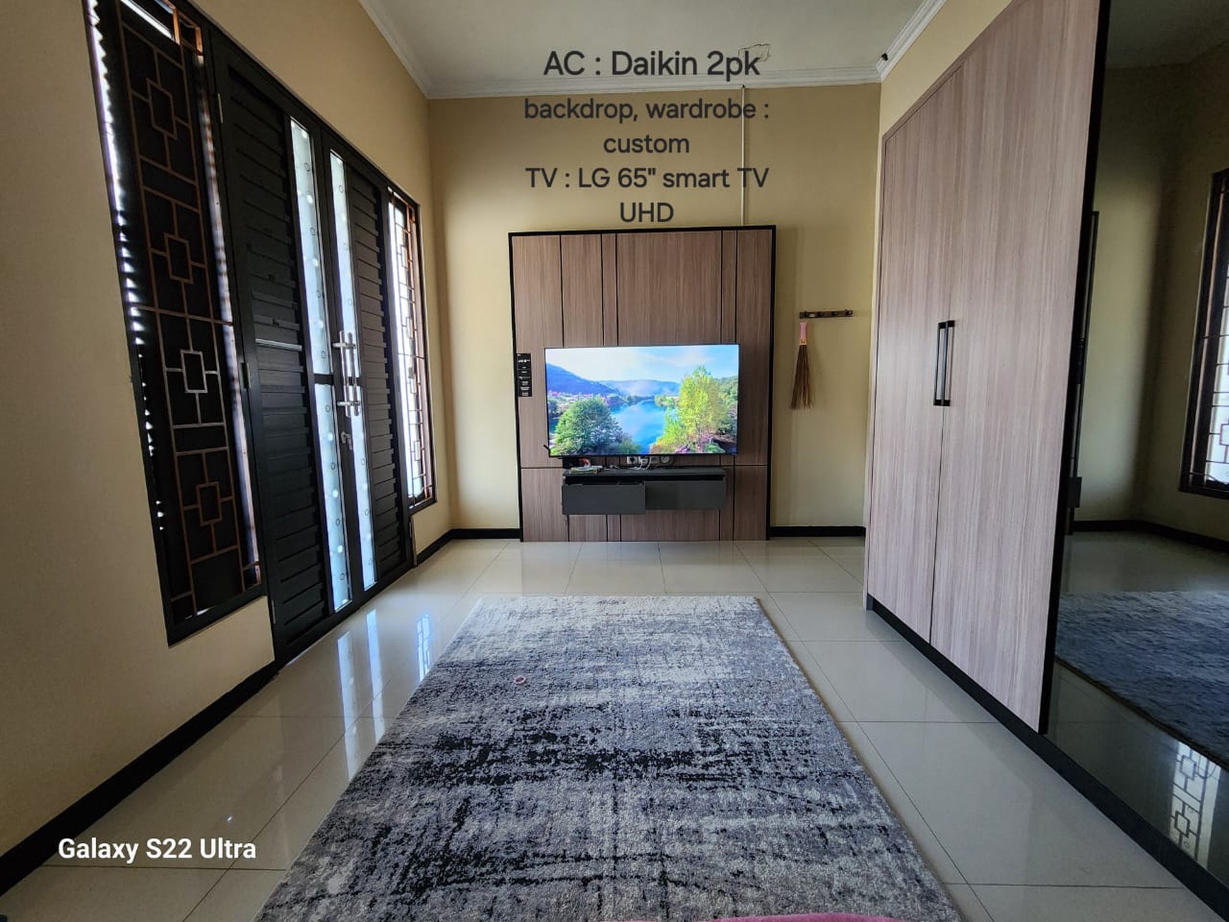 Dijual Rumah Mewah Fully Furnished Dekat Sport Club, Pondok Candra Sidoarjo - SHM, Luas 162/168 m²