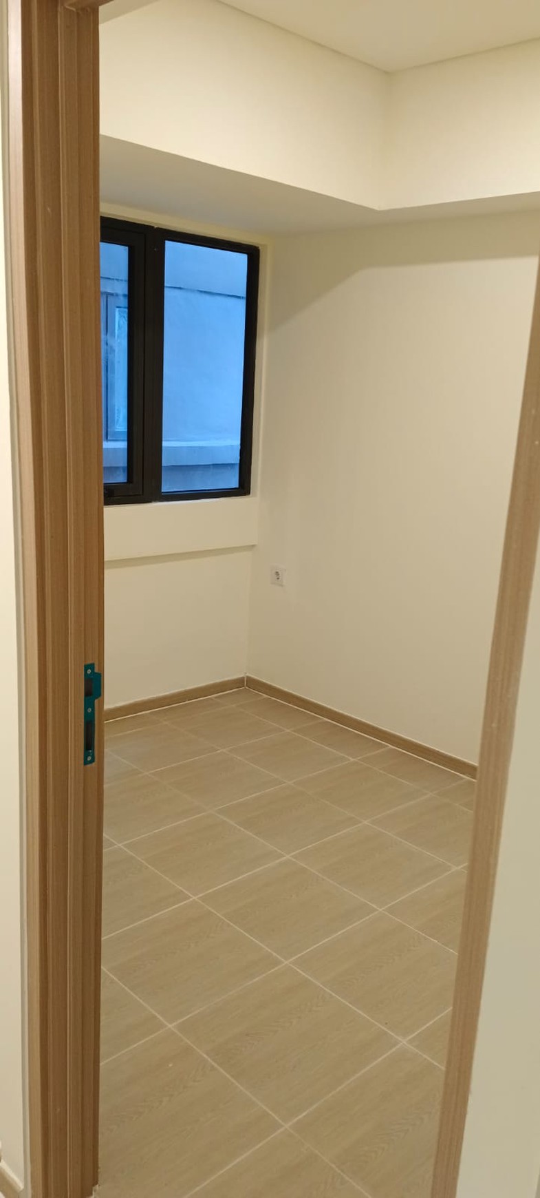 APARTEMEN EKSKLUSIF OVERTON MEIKARTA - 3BR UNFURNISHED