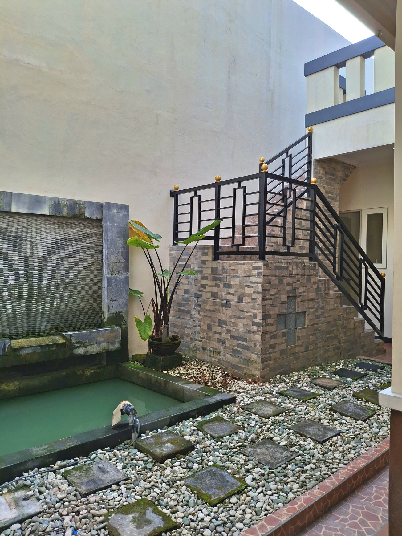 Rumah Nyaman di Wiyung, Surabaya Barat - Bebas Banjir!