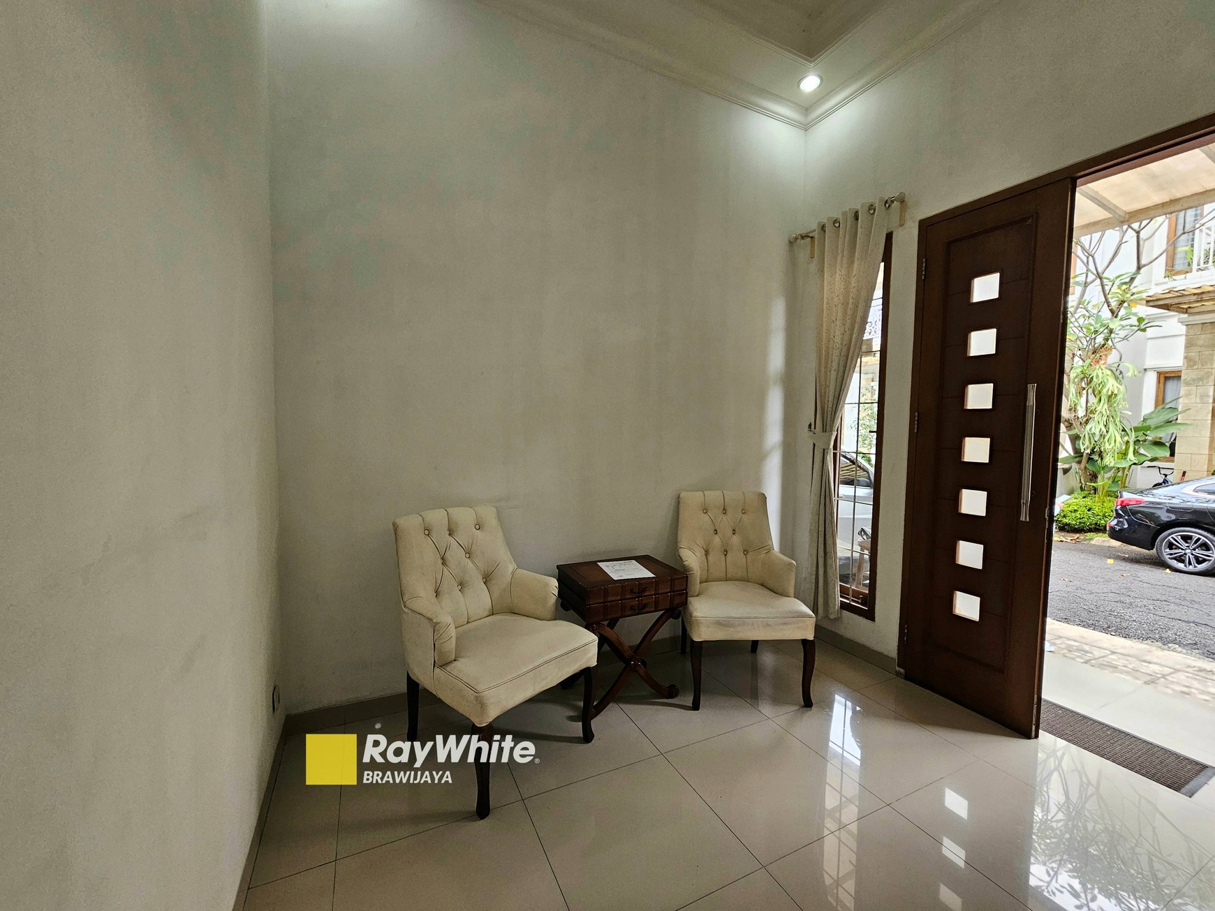 Rumah di Kebagusan, Jakarta Selatan, dalam Cluster, Furnished, 3 km ke Tol JORR