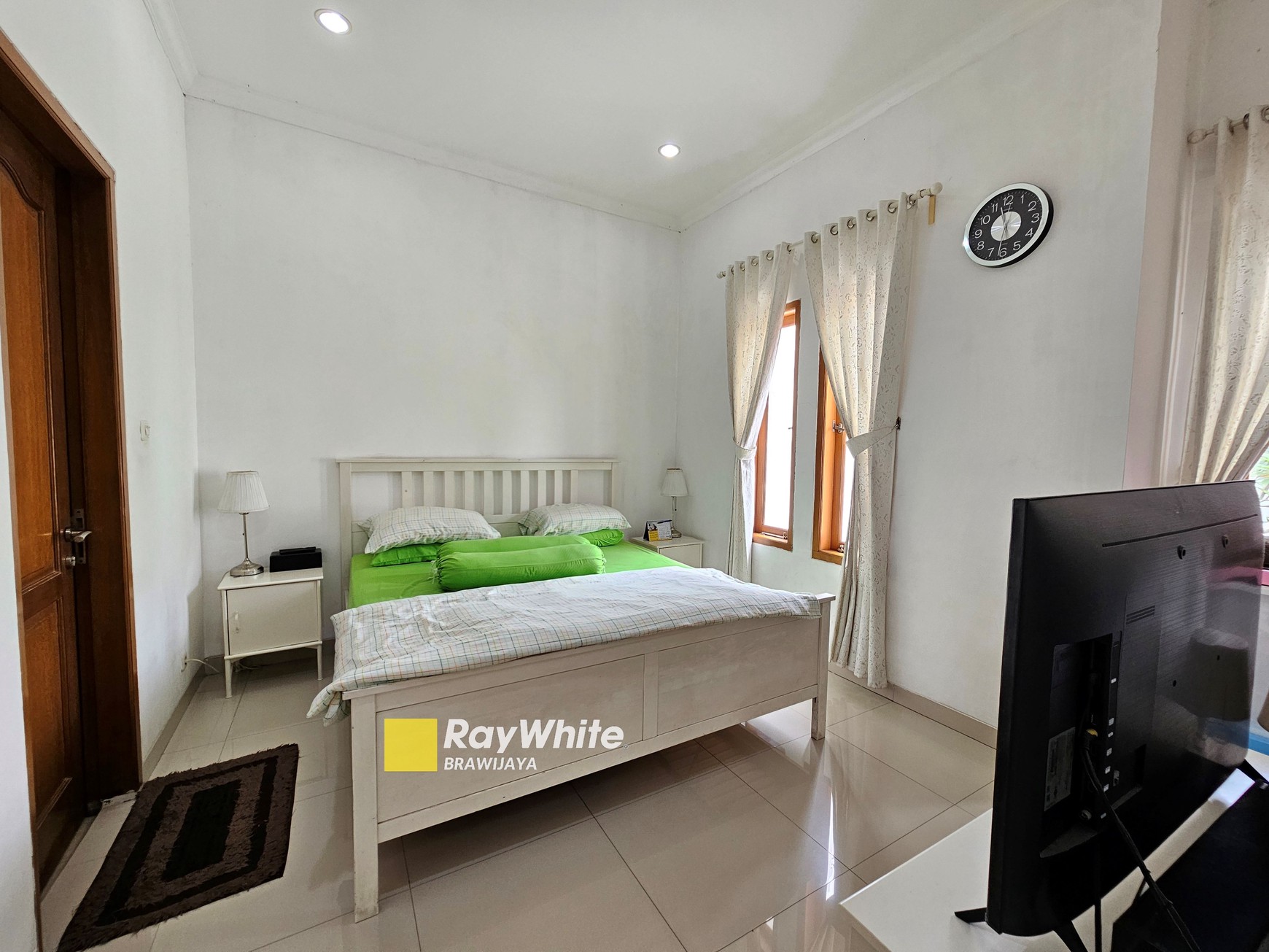 Rumah di Kebagusan, Jakarta Selatan, dalam Cluster, Furnished, 3 km ke Tol JORR