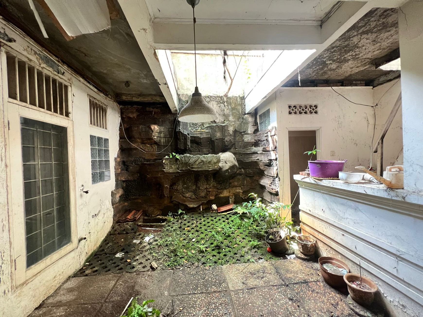 Rumah Hitung Tanah Area Cipete