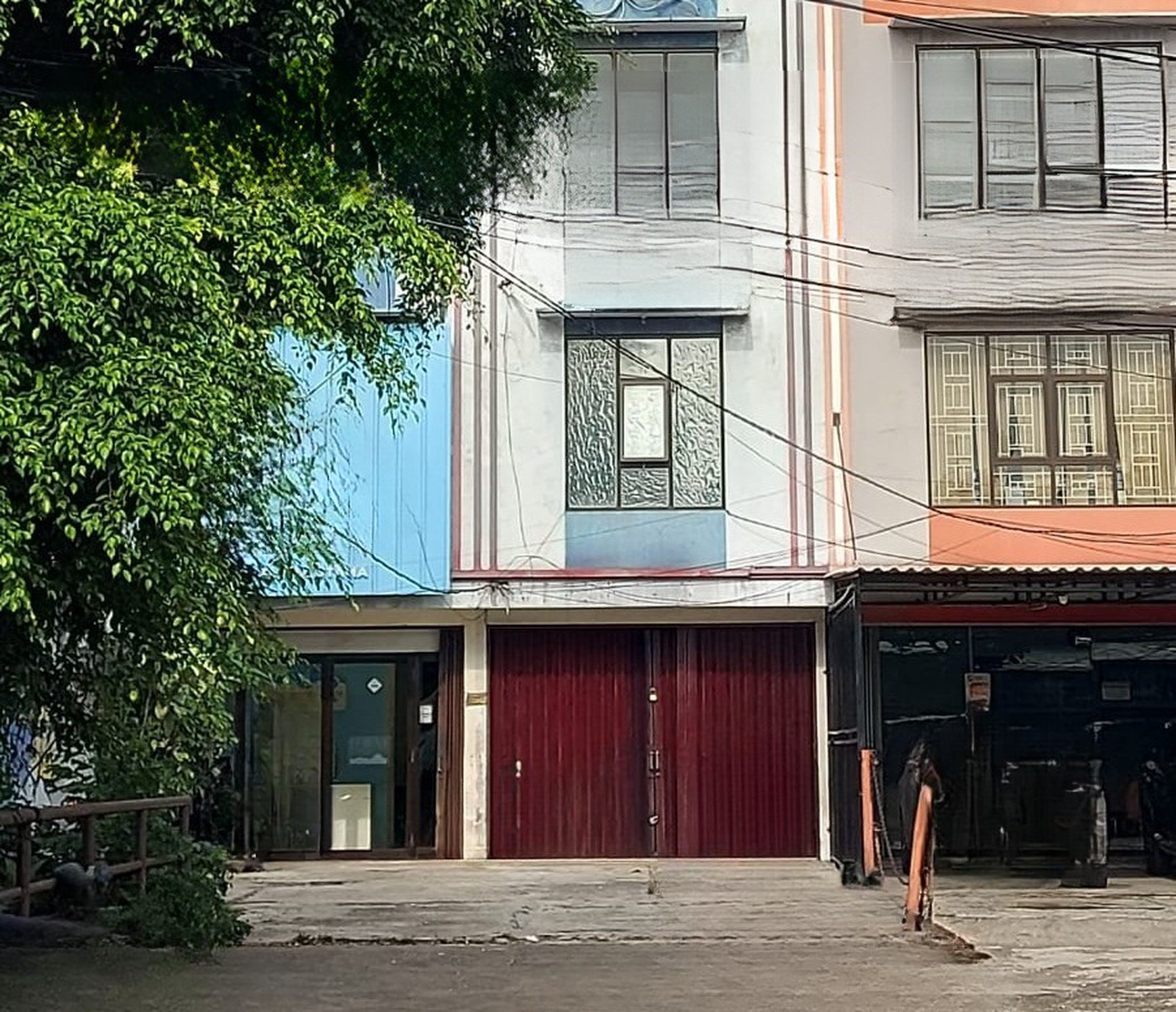 Rumah Hitung Tanah Area Cipete