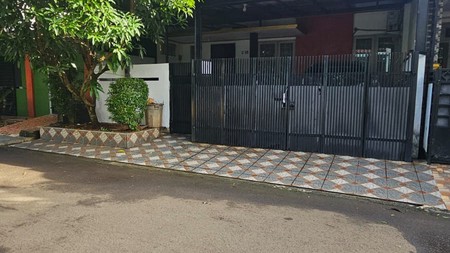 Rumah 2 Lantai Minimalis Siap Huni dan Lokasi Strategis @Ciputat.