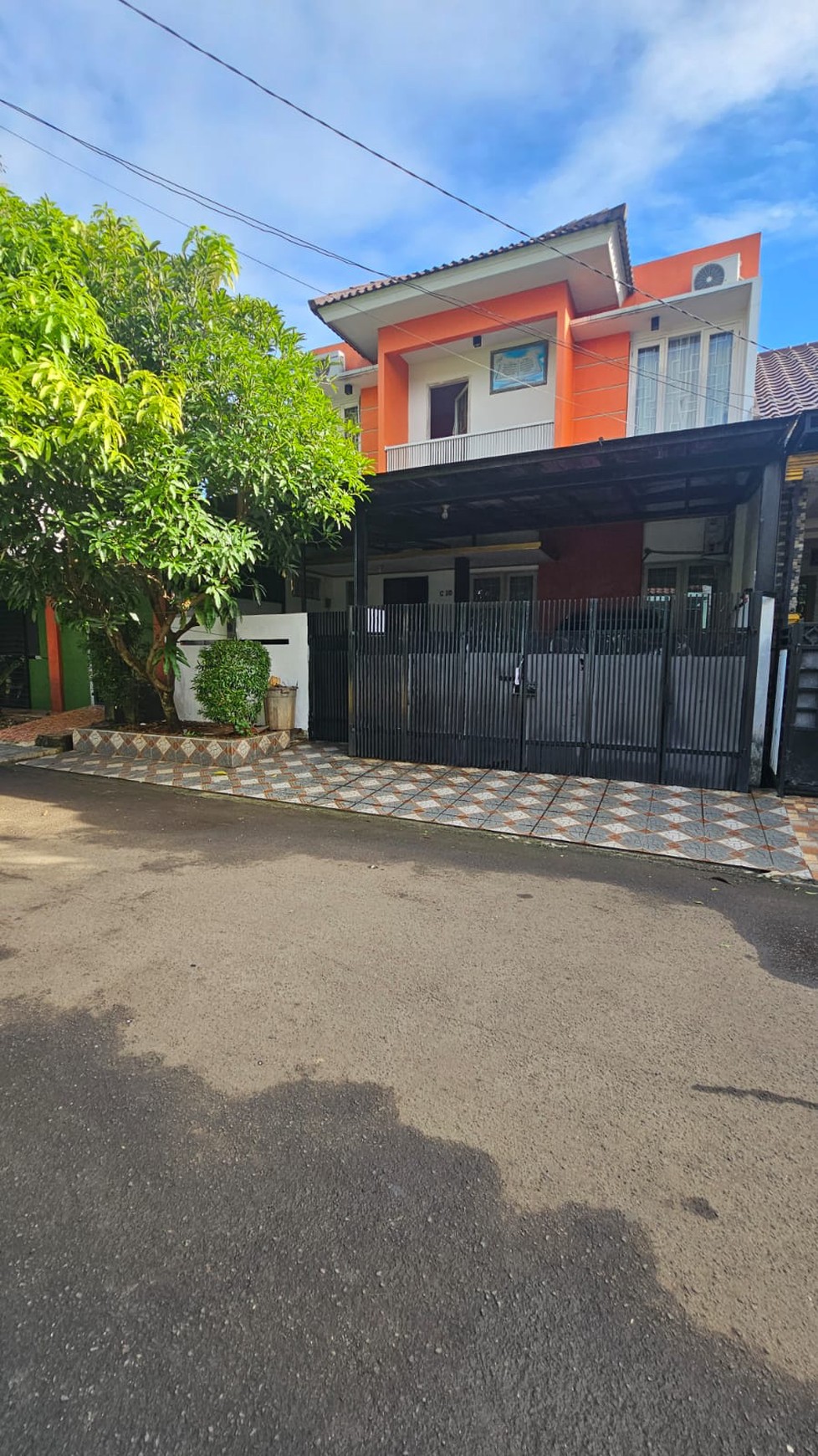 Rumah 2 Lantai Minimalis Siap Huni dan Lokasi Strategis @Ciputat.