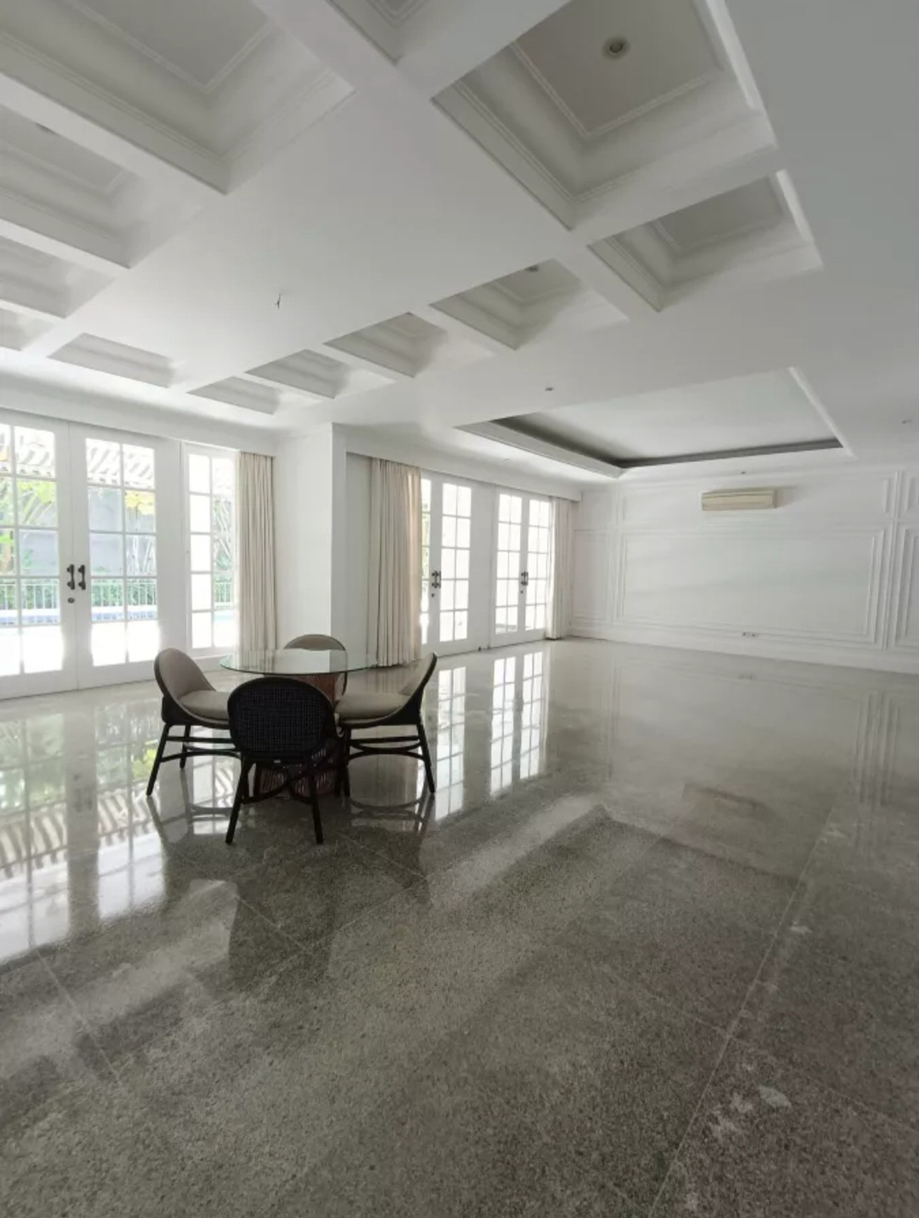 Luxury House In Compound With American Style At Kemang, South Jakarta