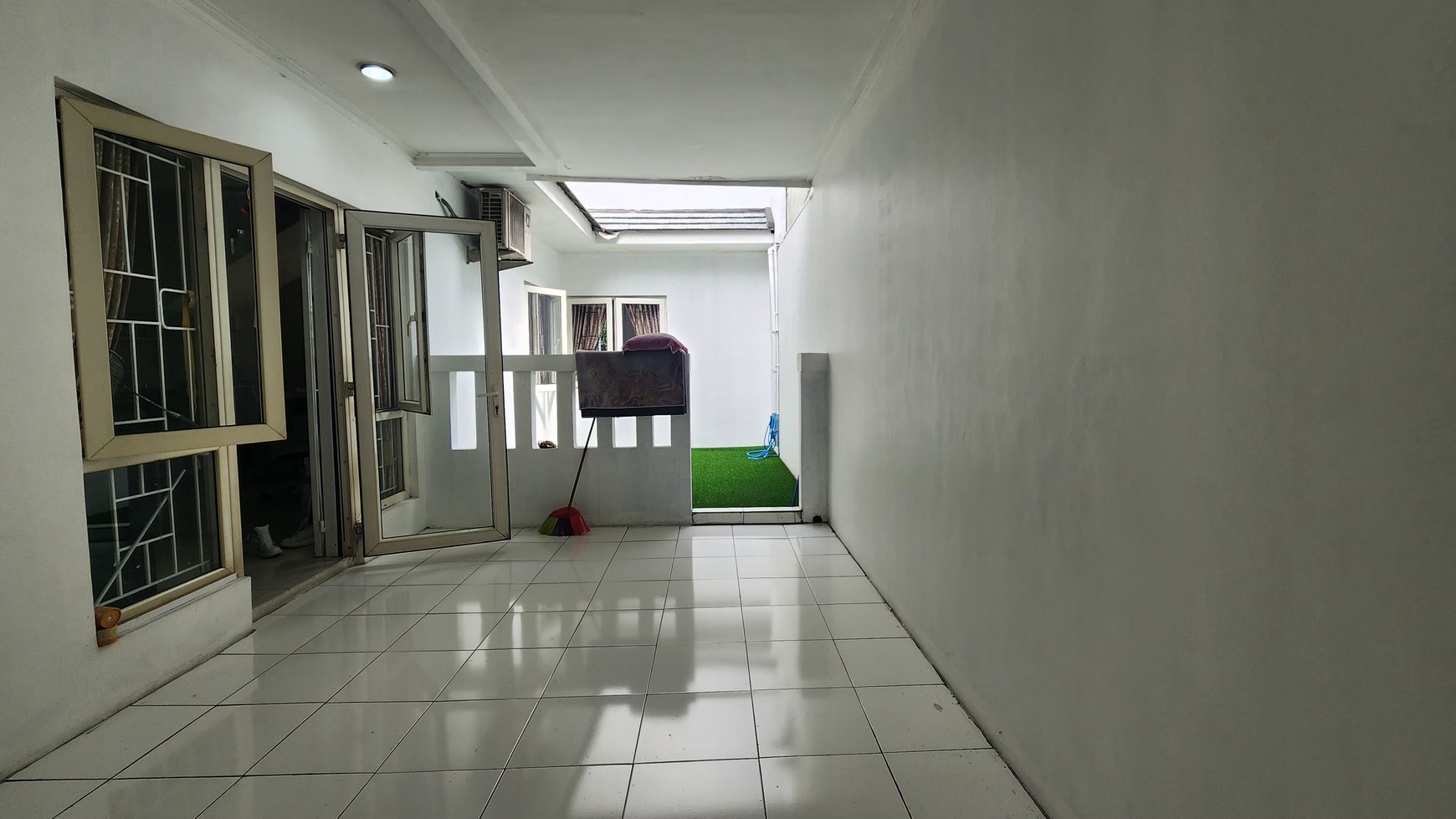 Rumah Siap Huni Kota Wisata Posisi Boulevard