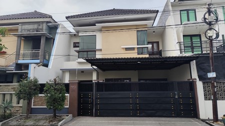 Jarang Ada! Rumah Luas di Kawasan Tenang Wiyung Surabaya