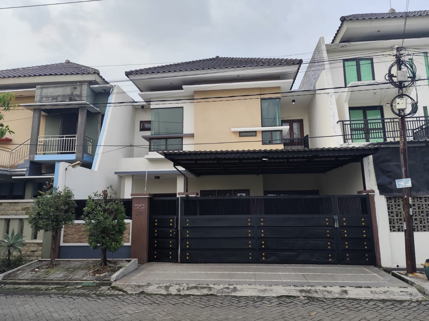 Rumah di Wiyung dengan Lingkungan Asri dan Eksklusif