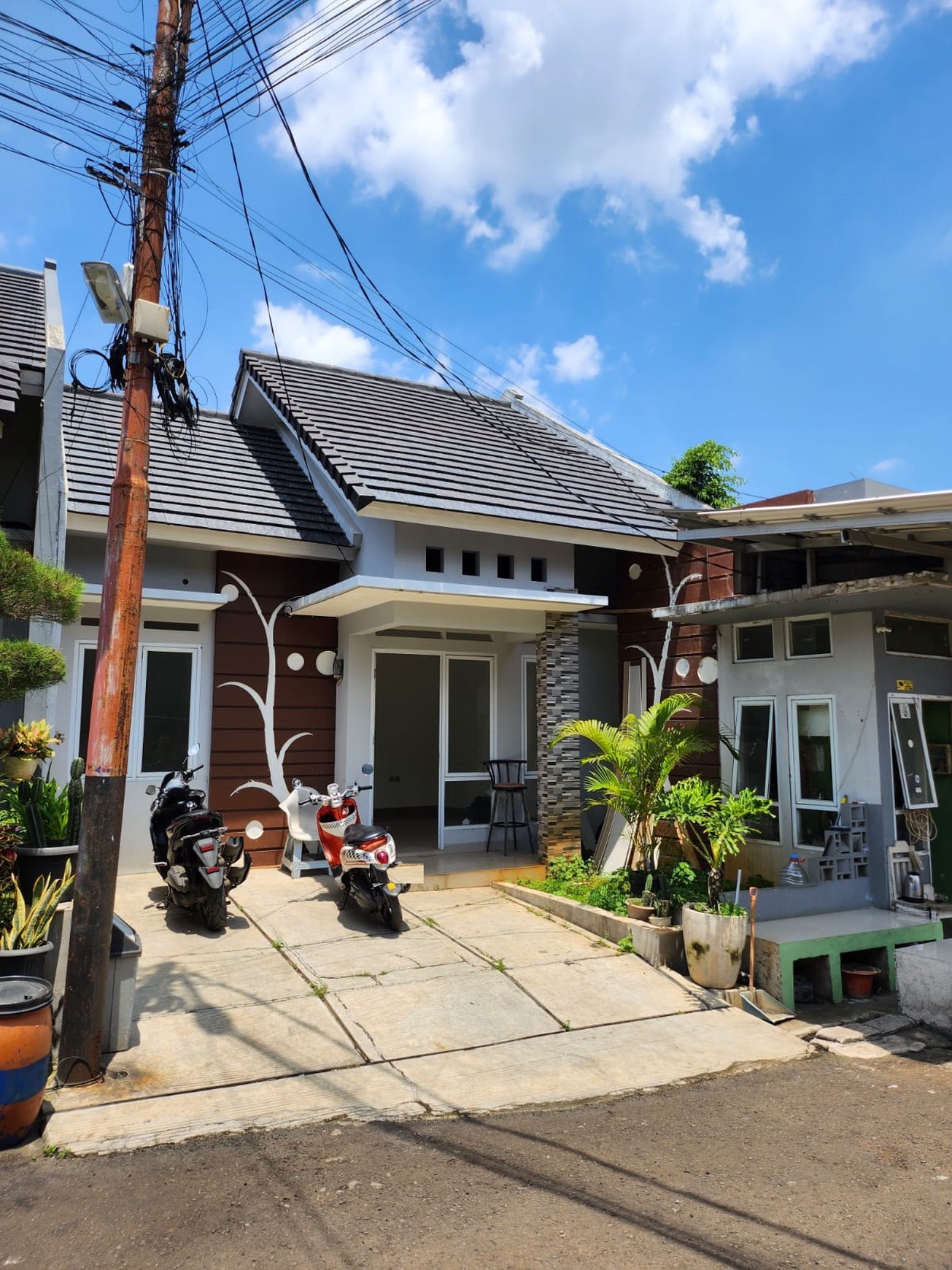 Rumah Baru Minimalis Diarea Cluster Pondok Benda Pamulang