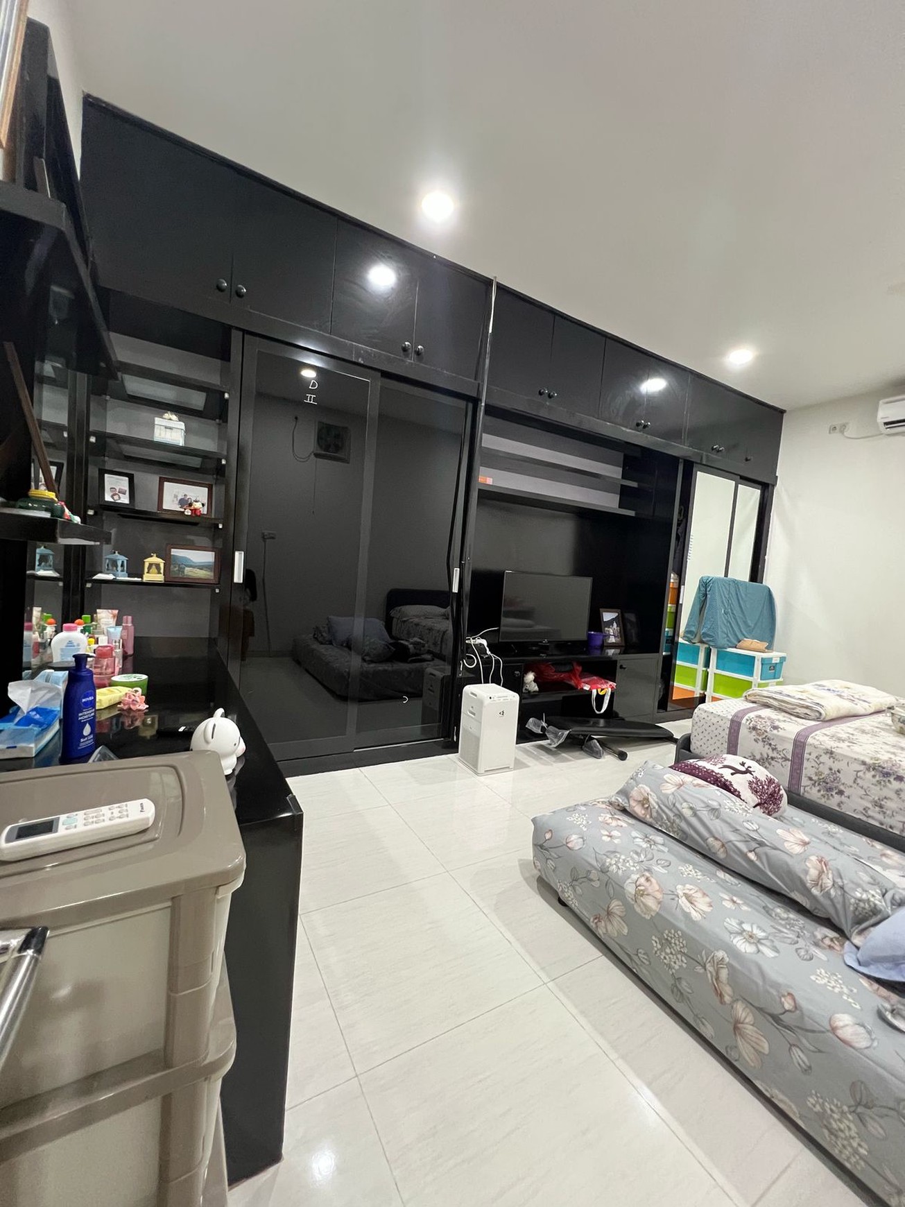 Rumah Full Furnished Strategis di Pondok Candra Sidoarjo