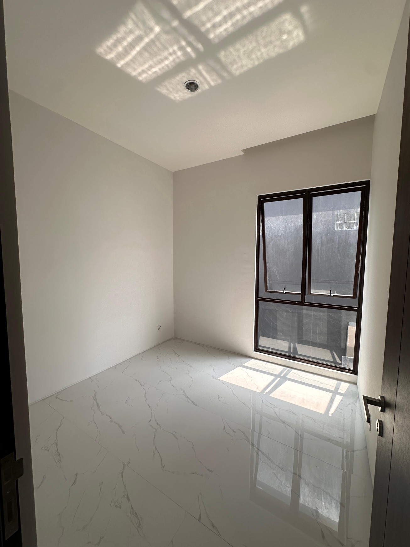 Rumah baru disewakan di Citra Garden Serpong Cluster Aeris, Serpong