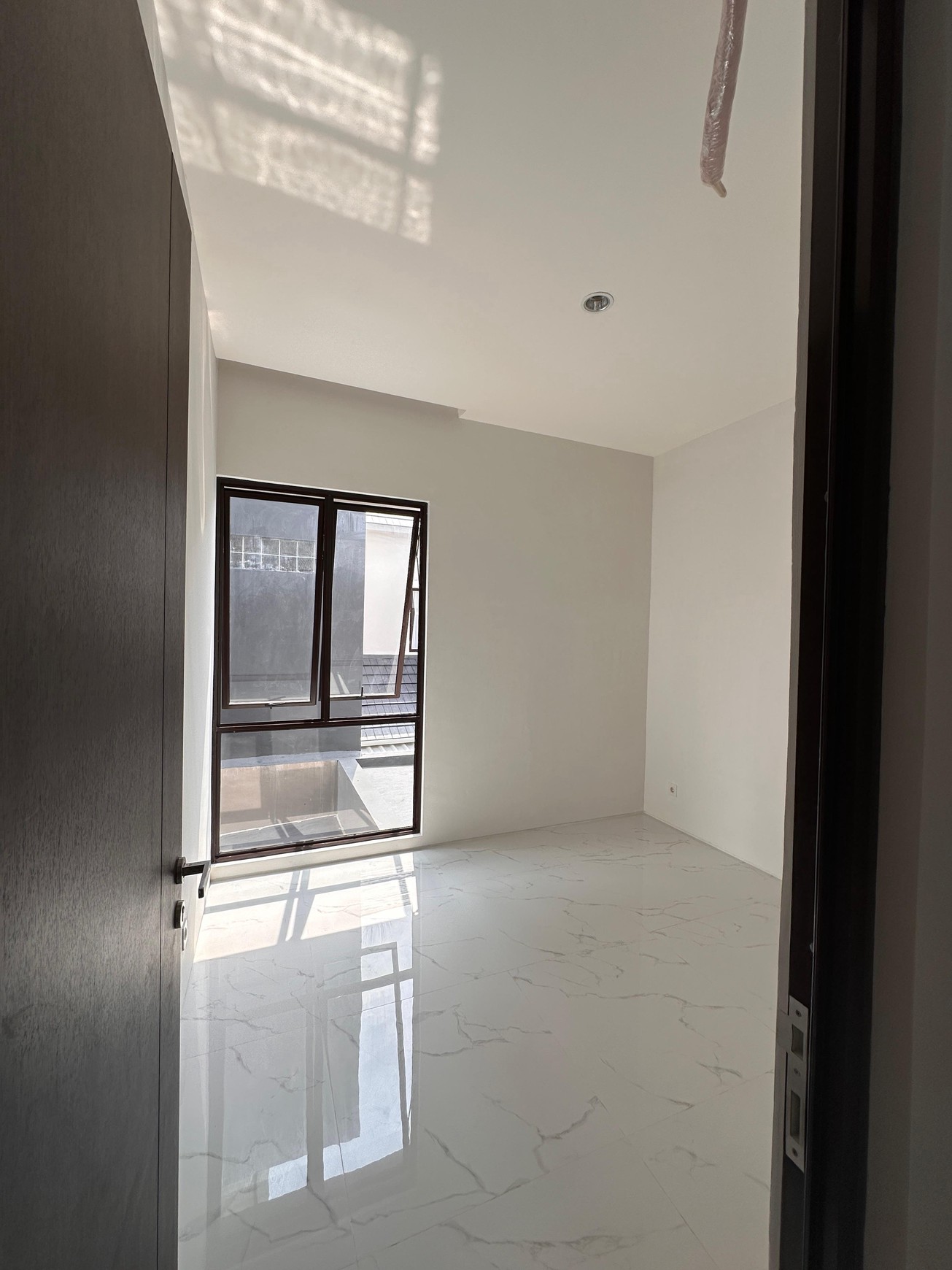 Rumah baru disewakan di Citra Garden Serpong Cluster Aeris, Serpong