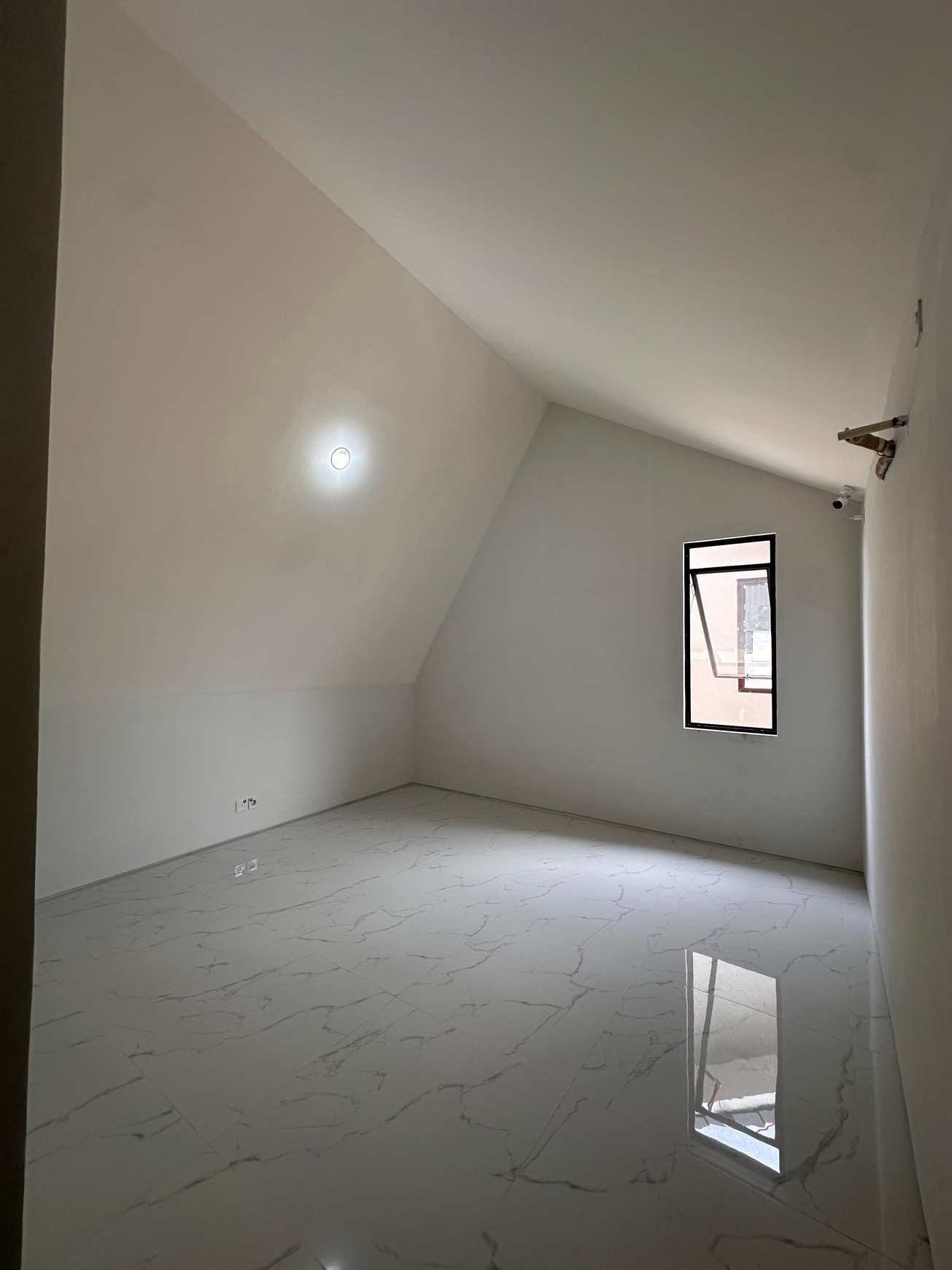 Rumah baru disewakan di Citra Garden Serpong Cluster Aeris, Serpong