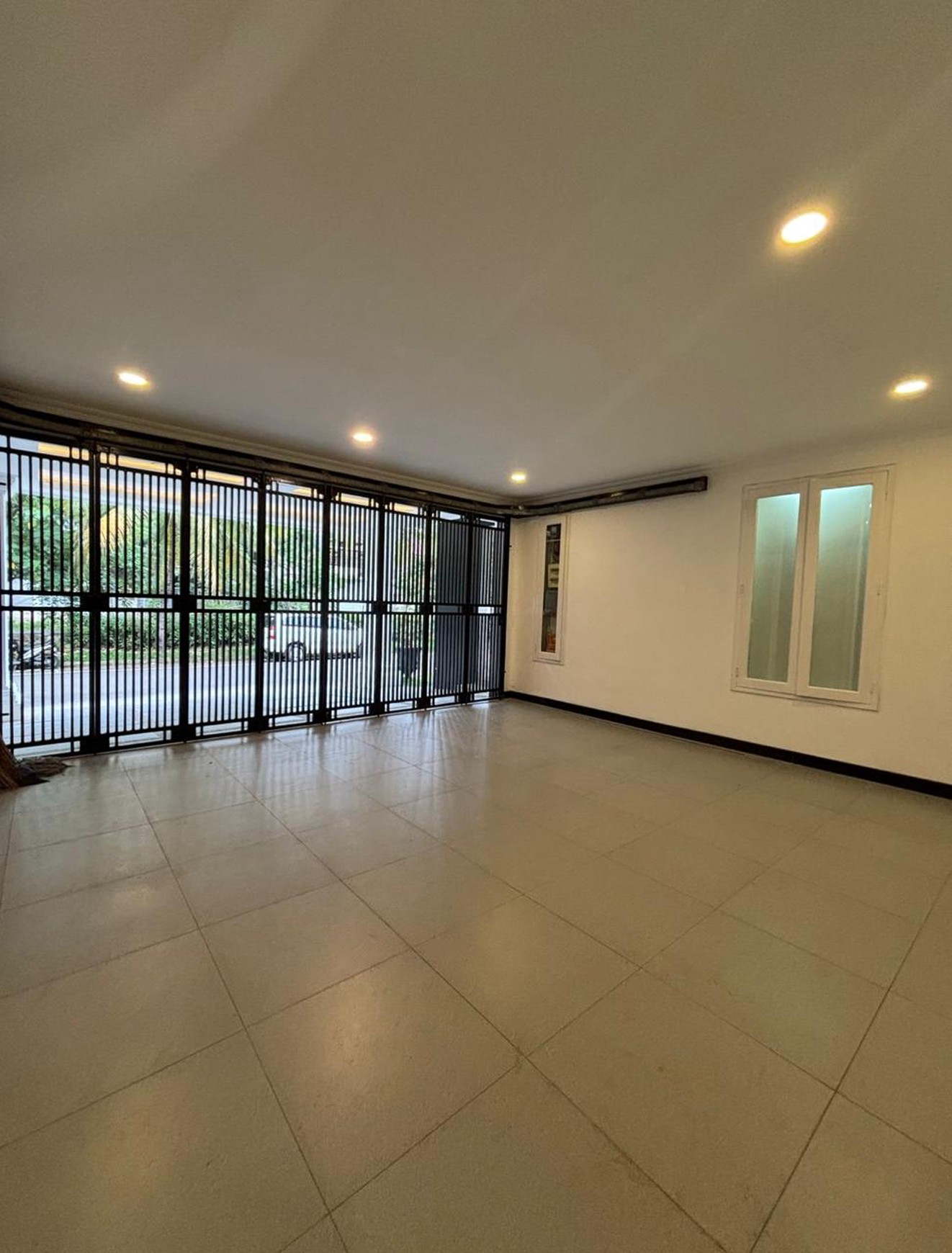 Rumah Cantik, Luxury dan Brand New di Bintaro