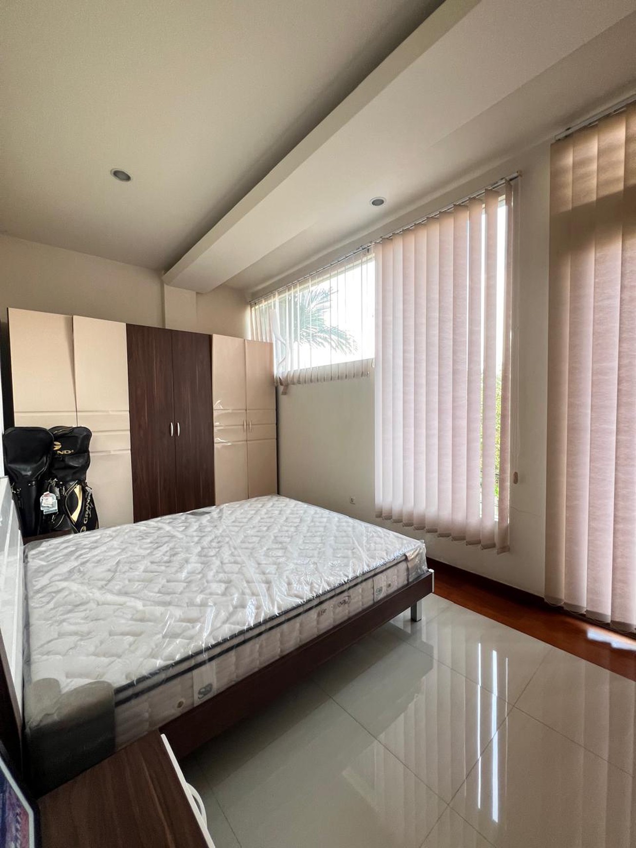Rumah Bagus Di Kasuari Bintaro Jaya Sektor 9