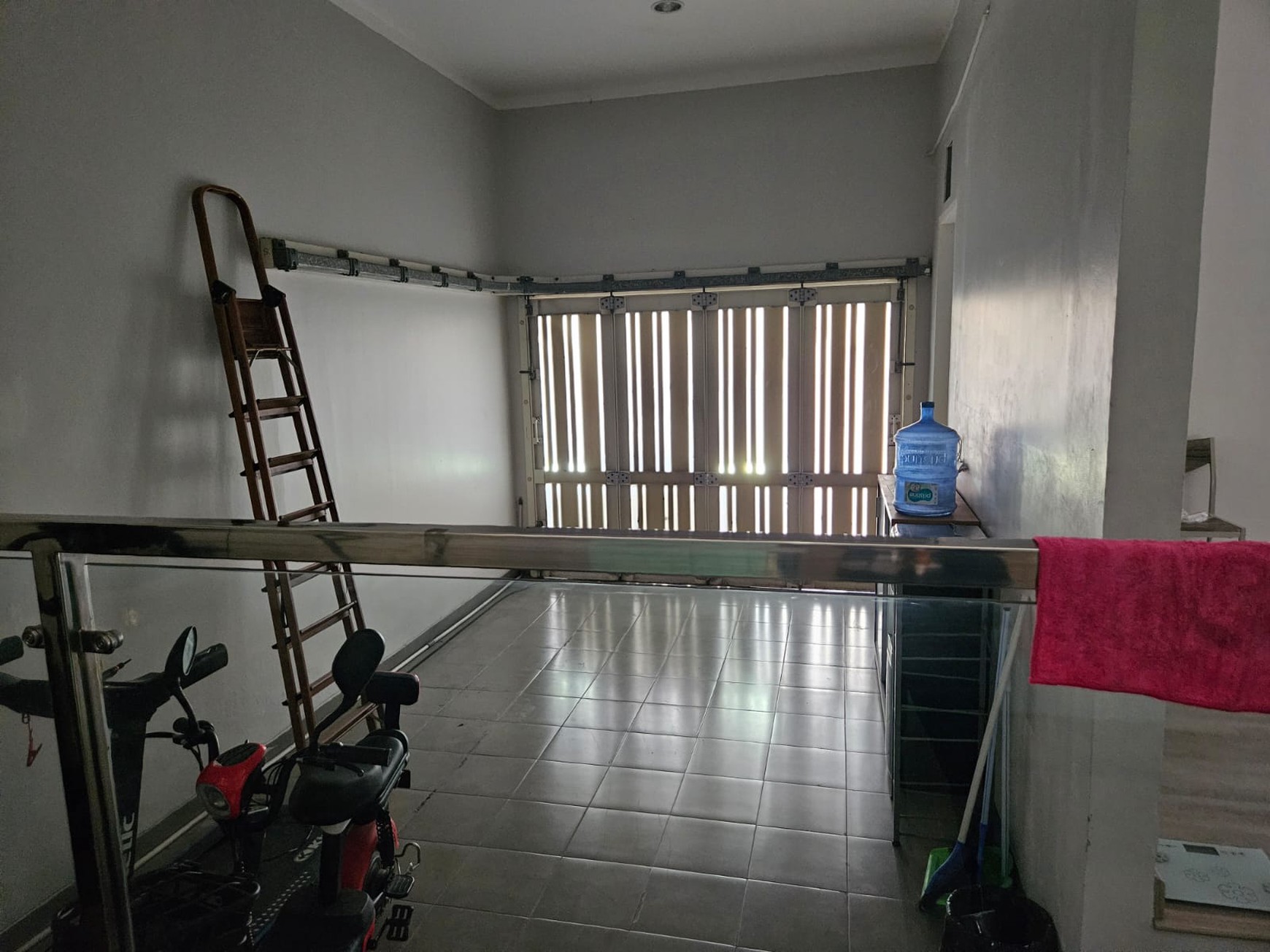 Rumah disewakan di Kebayoran Village Bintaro Sektor 7