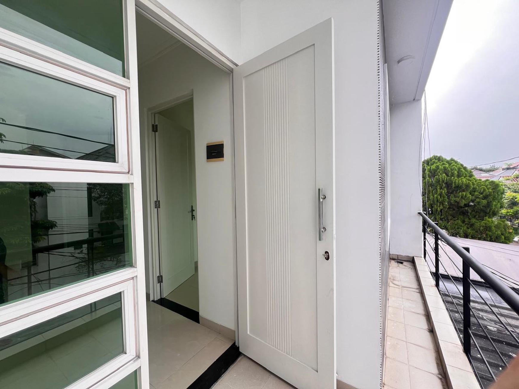 Rumah Bagus Di Kasuari Bintaro Jaya Sektor 9