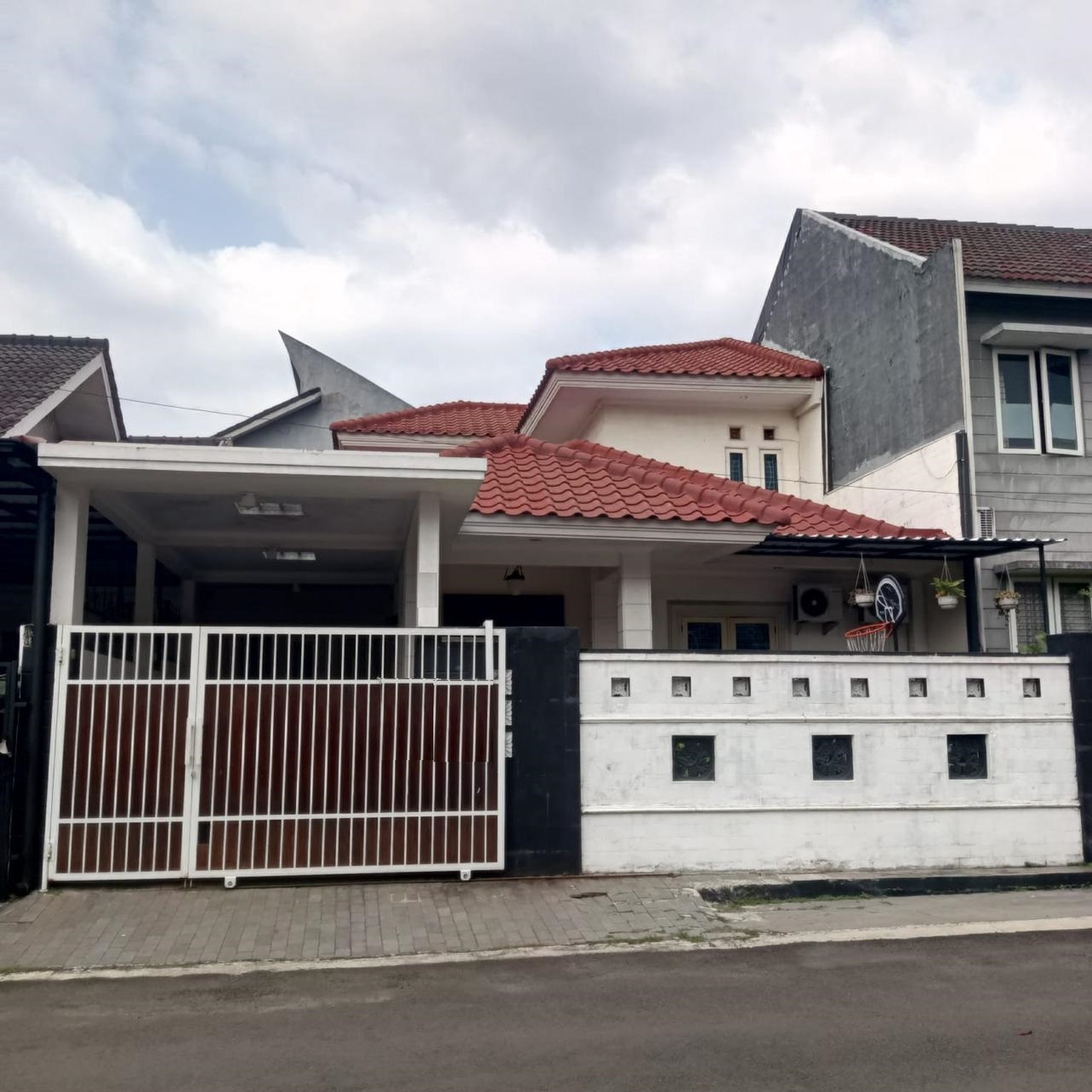Rumah 2 Lantai, Bebas banjir di BSD