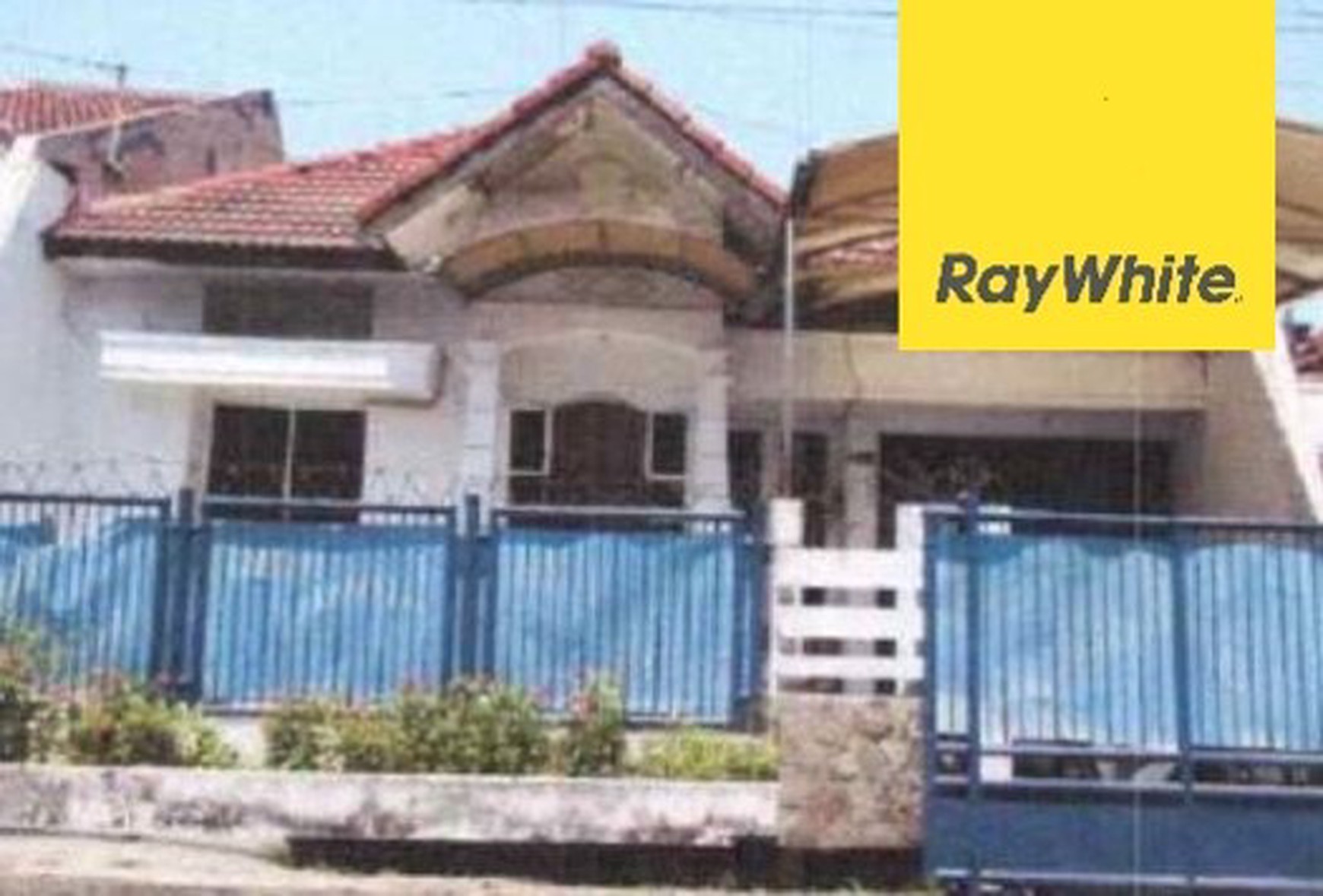 Dijual Lelang Rumah di Dharmahusada Indah Utara Surabaya