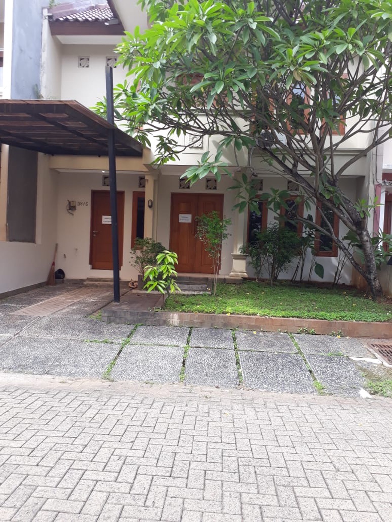 Rumah Bagus Di Bali View, Jl Singaraja Utara Ciputat Tangerang Selatan