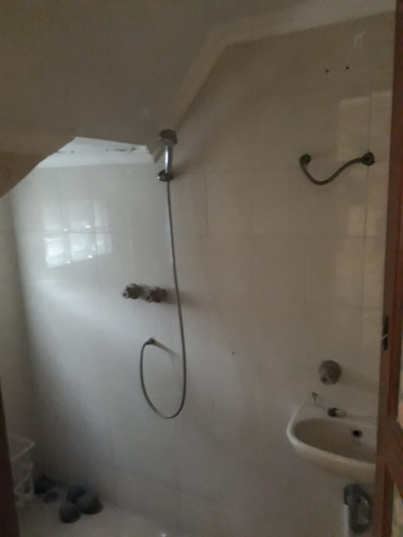 Rumah Bagus Di Bali View, Jl Singaraja Utara Ciputat Tangerang Selatan